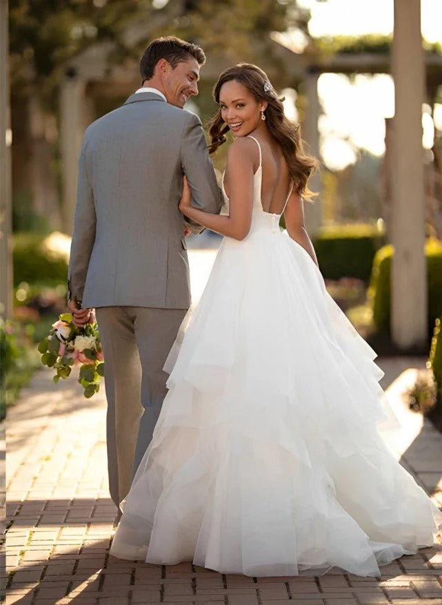 Fani | Classic Ball Gown Wedding Dress With Tulle Cascading Ruffles