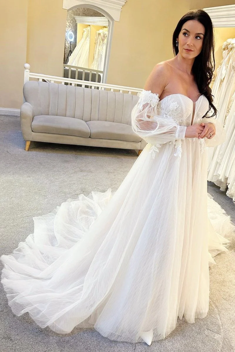 Ivory Tulle A-Line Long Wedding Dress with Train