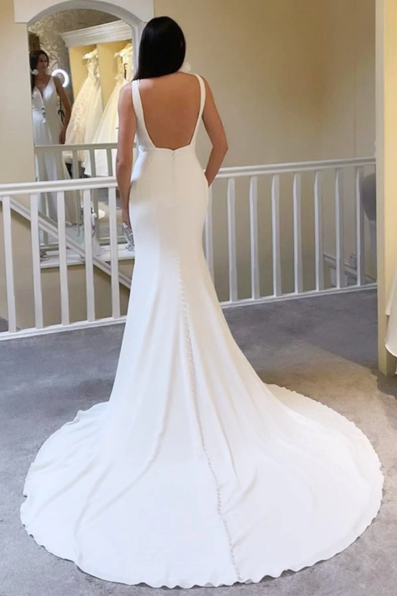 Ivory Plunge V Open Back Mermaid Long Wedding Dress