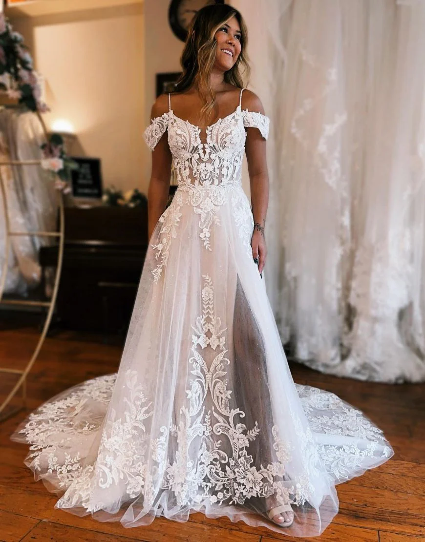 Kelly | A-Line Off The Shoulder Wedding Dress With Appliques And Slit