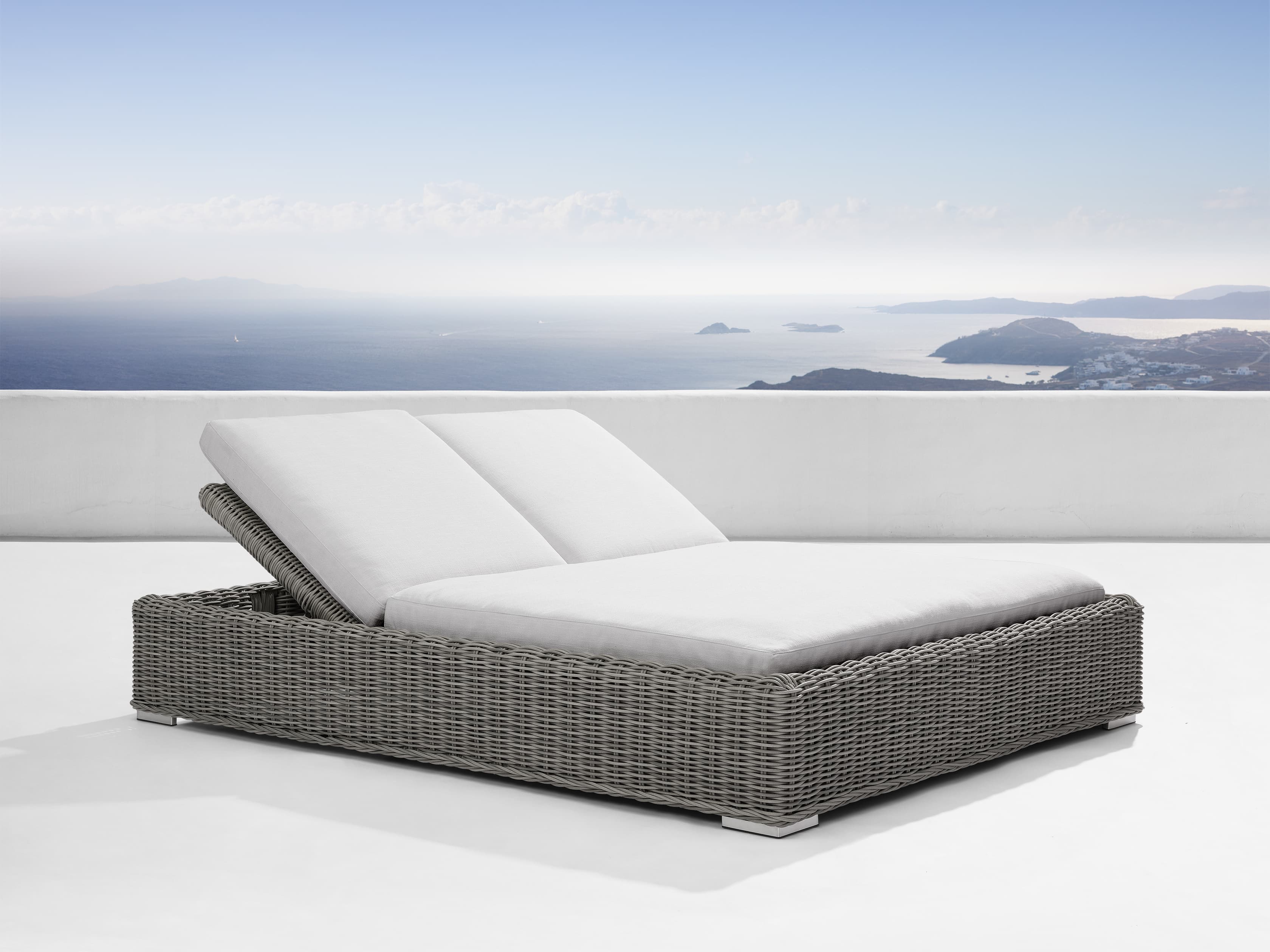 Montauk Outdoor Double Chaise