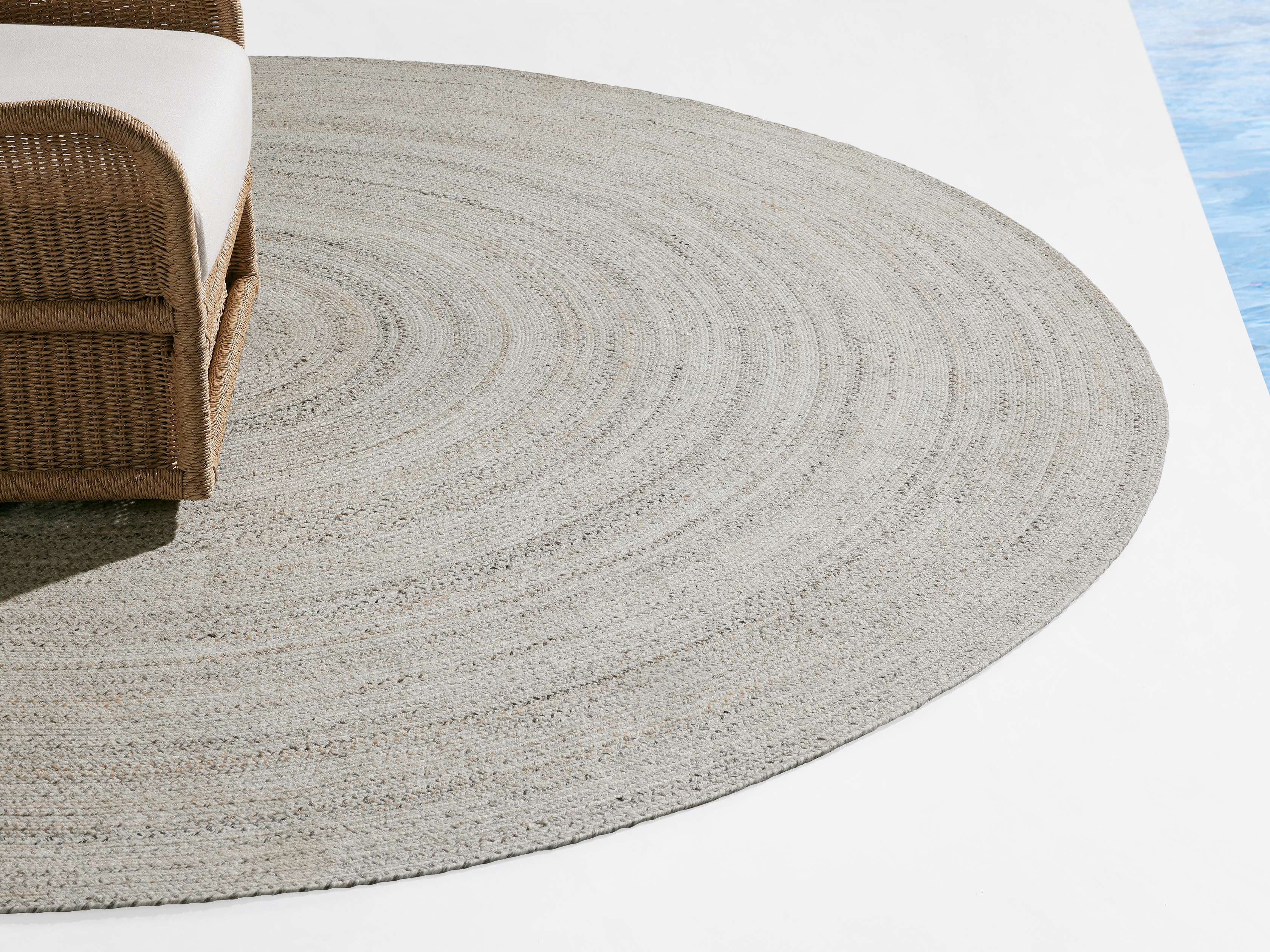 Sansa Performance Round Rug