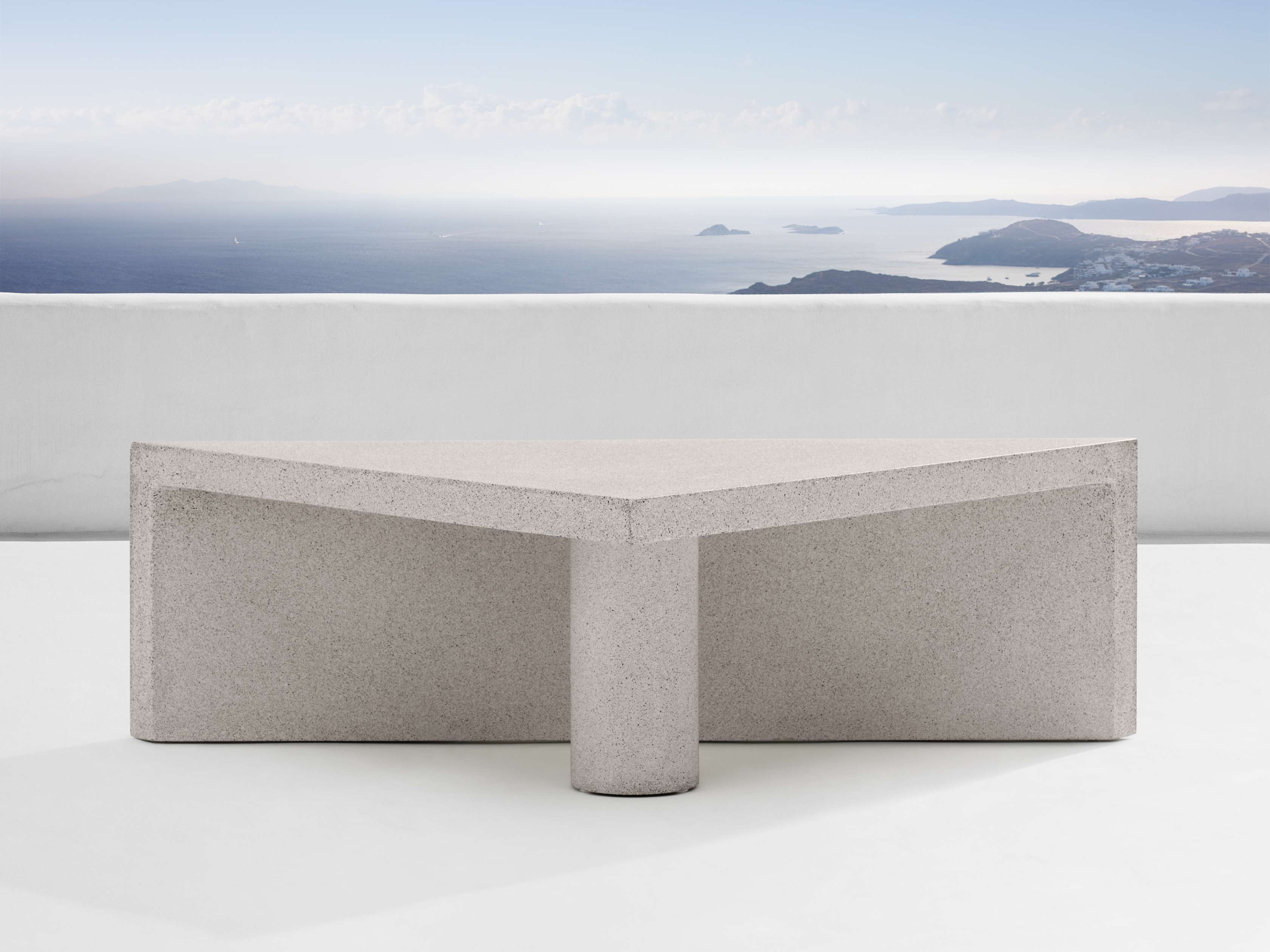 Moffitt Outdoor Small Nesting Coffee Table