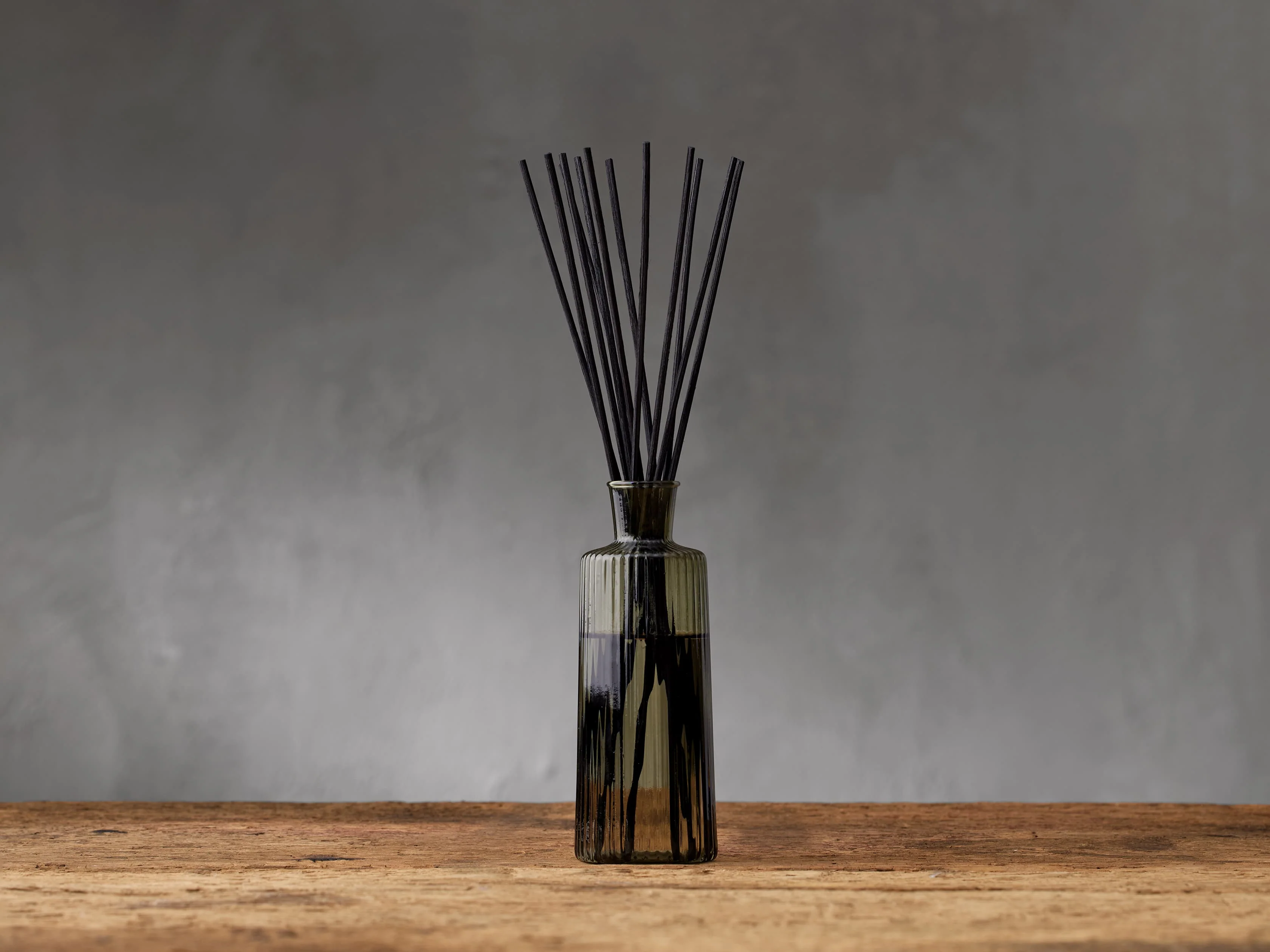 Signature Diffuser in Lemon Blackberry and Cassis