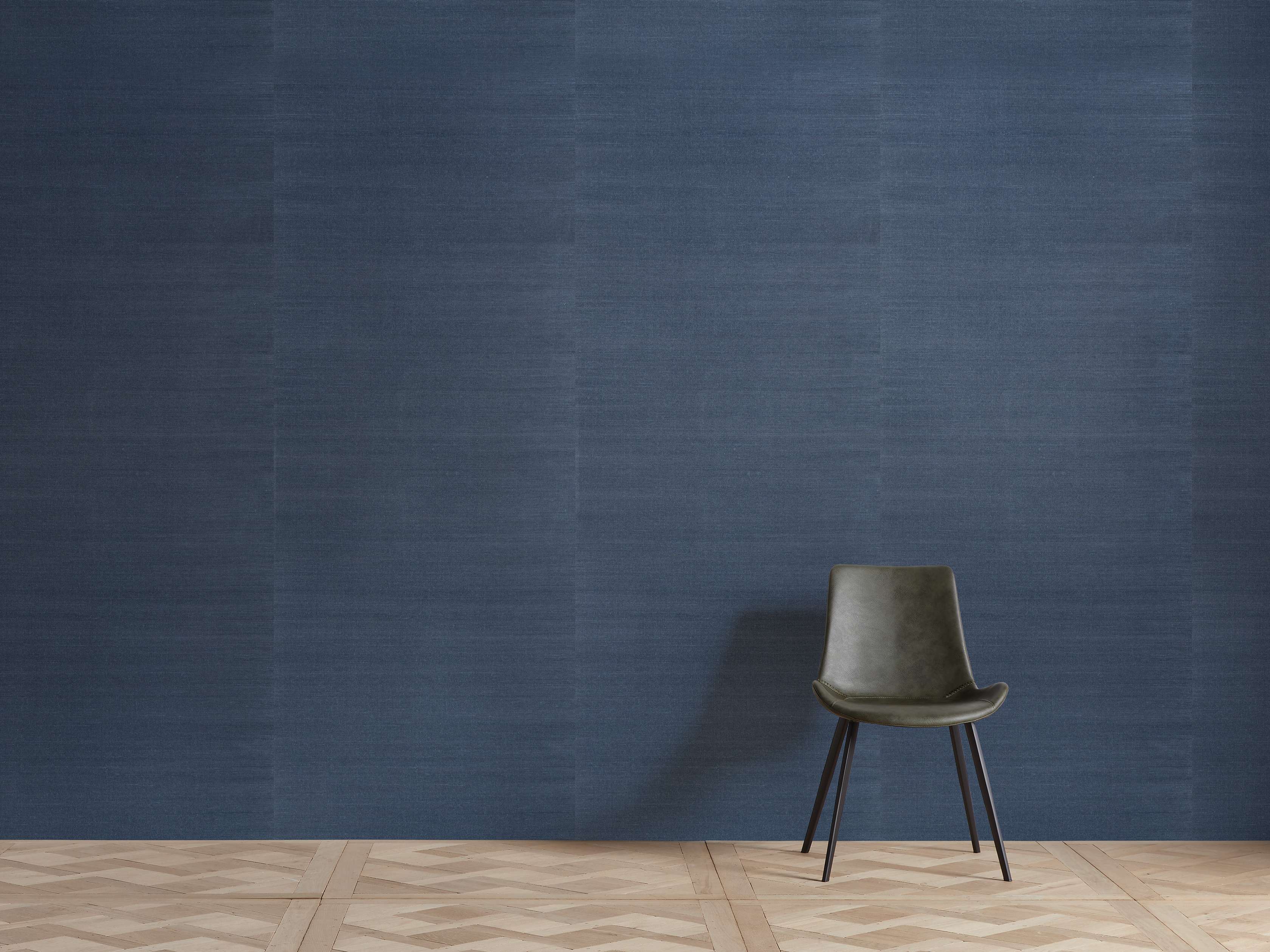 Hamden Grasscloth Wallpaper in Deep Blue