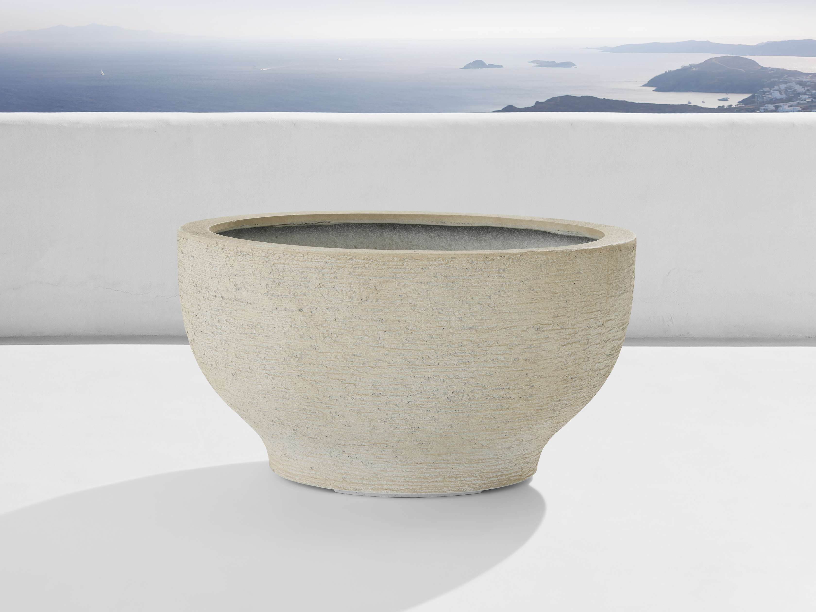 Como Outdoor Planter