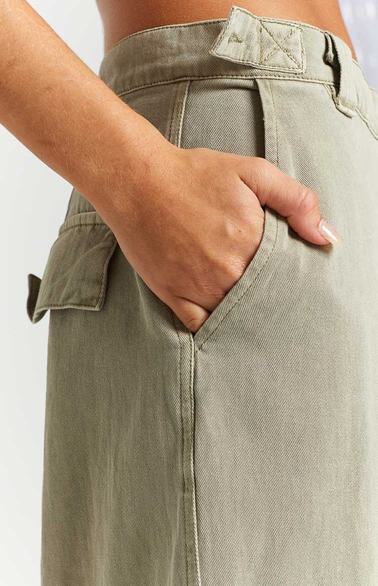 Helley Khaki Cargo Pants