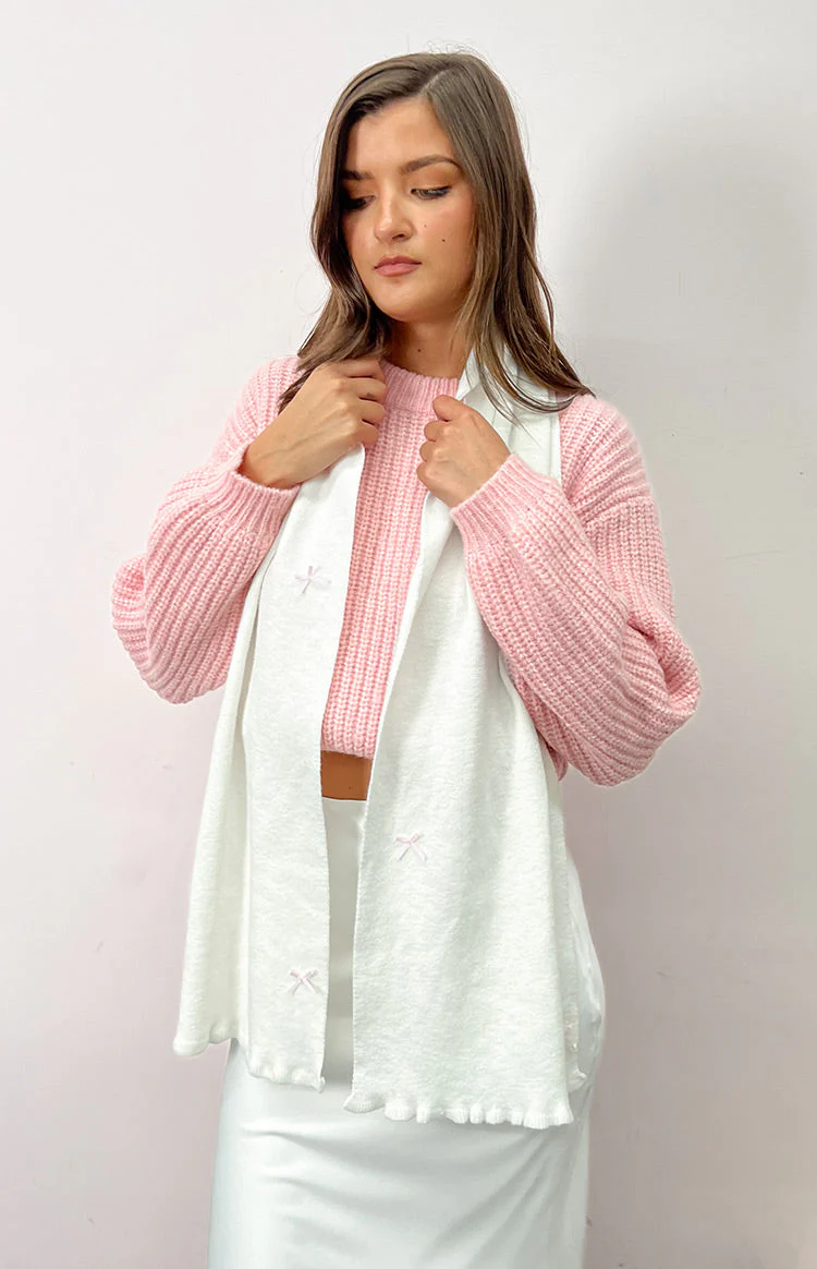 Izzy White Knitted Bow Scarf (FREE over $150)