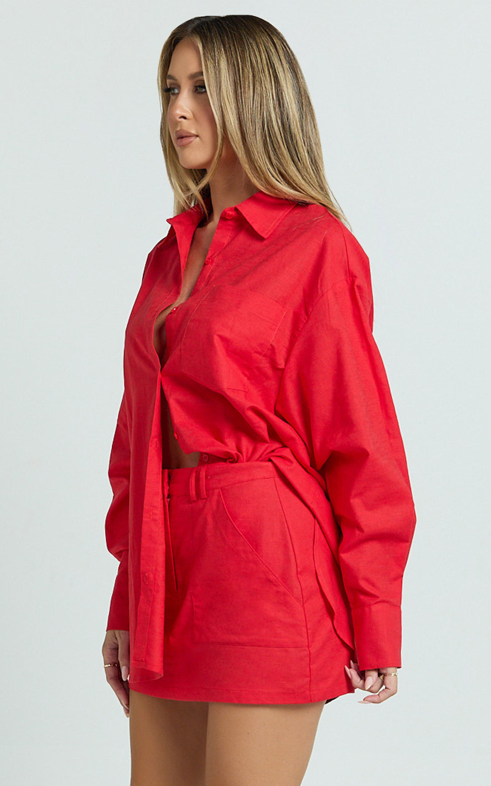 Anziel Top - Oversized Long Sleeve Linen Blend Shirt in Red