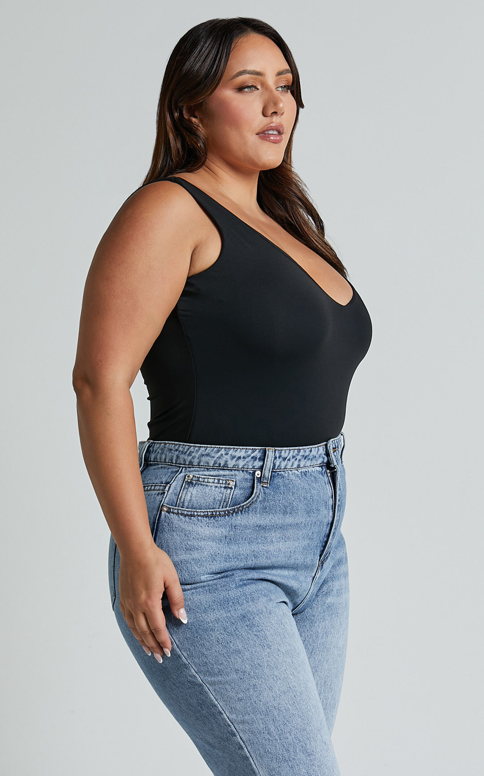 Kerrie Bodysuit - V Neck Bodysuit in Black