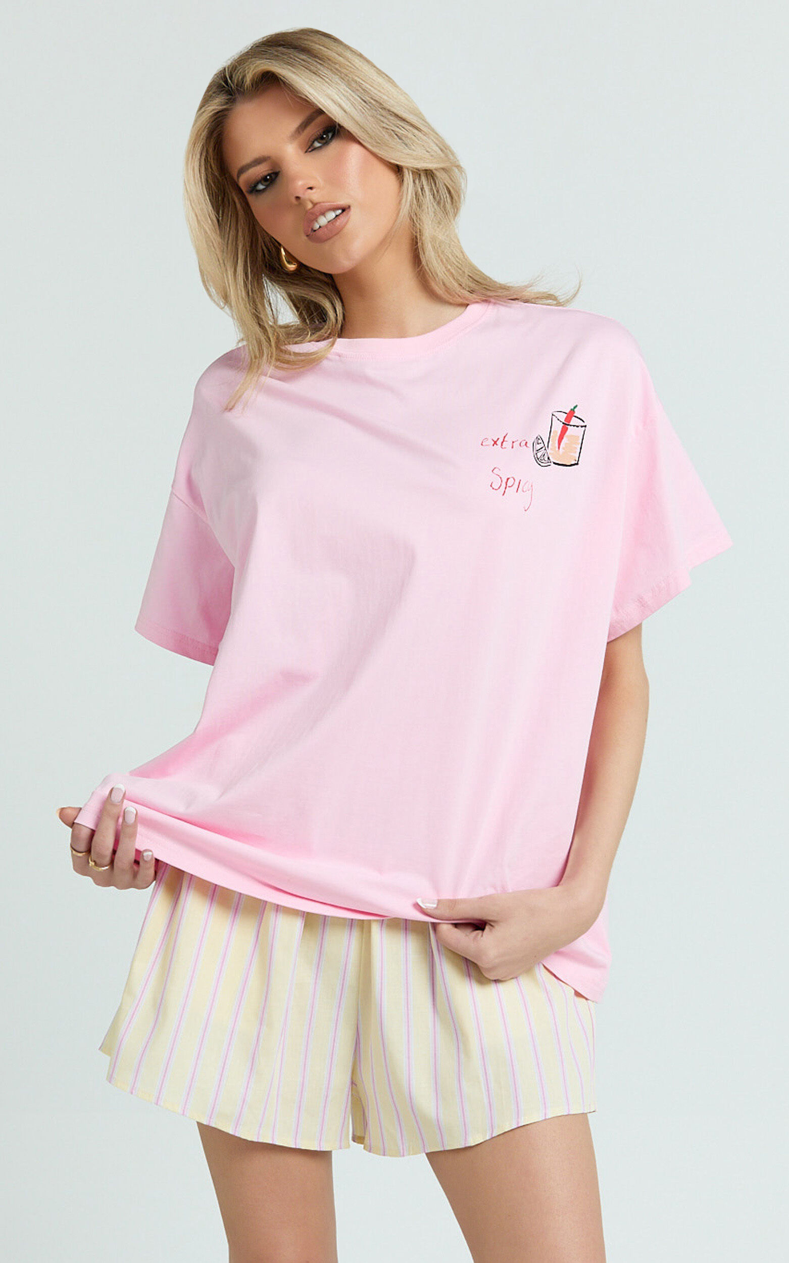 Bertina Two Piece Set - Extra Spicy T-Shirt Set in Pink