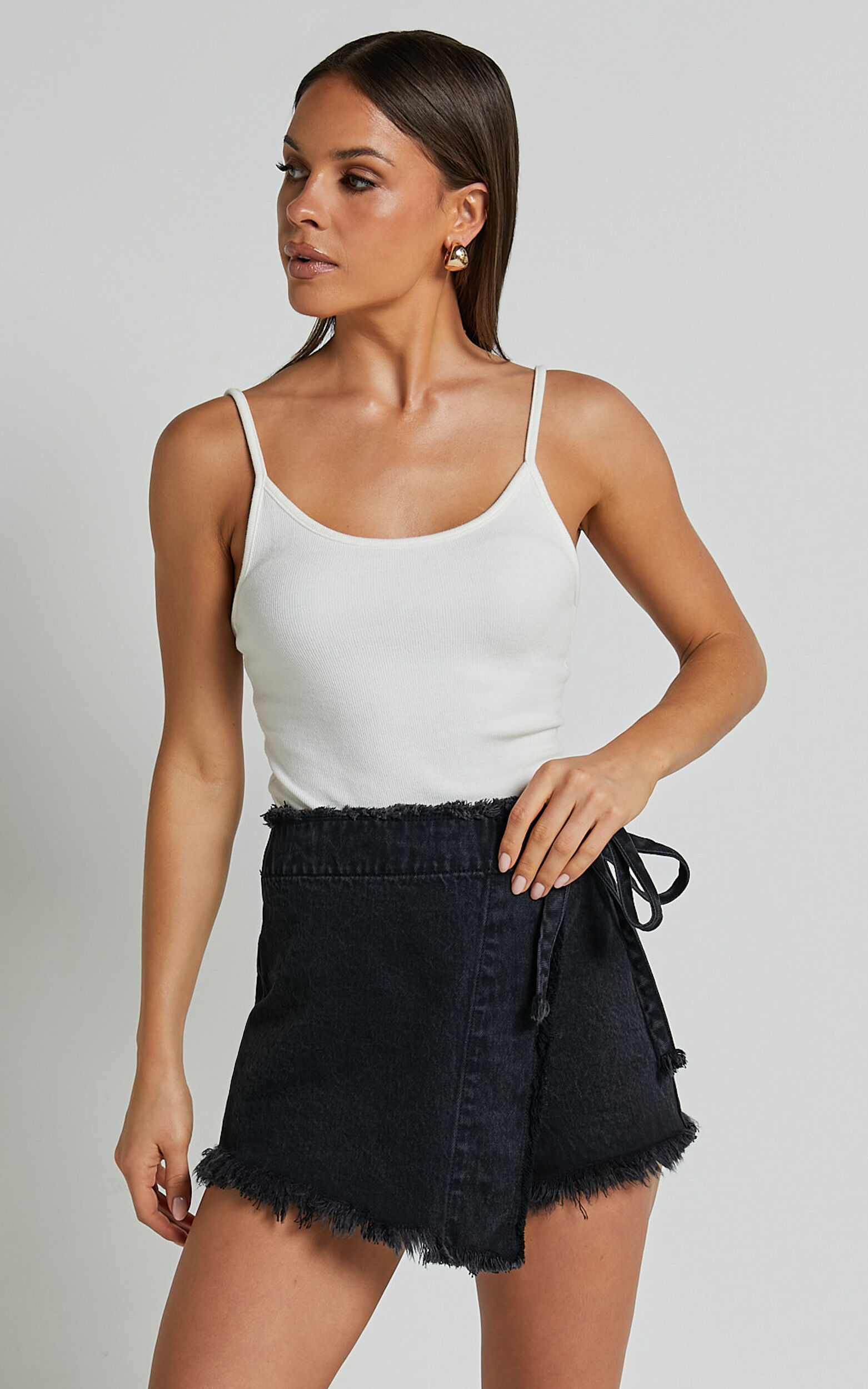 Ellyza Skort - Recycled Cotton Frayed Edge Wrap Denim Skort in Washed Black