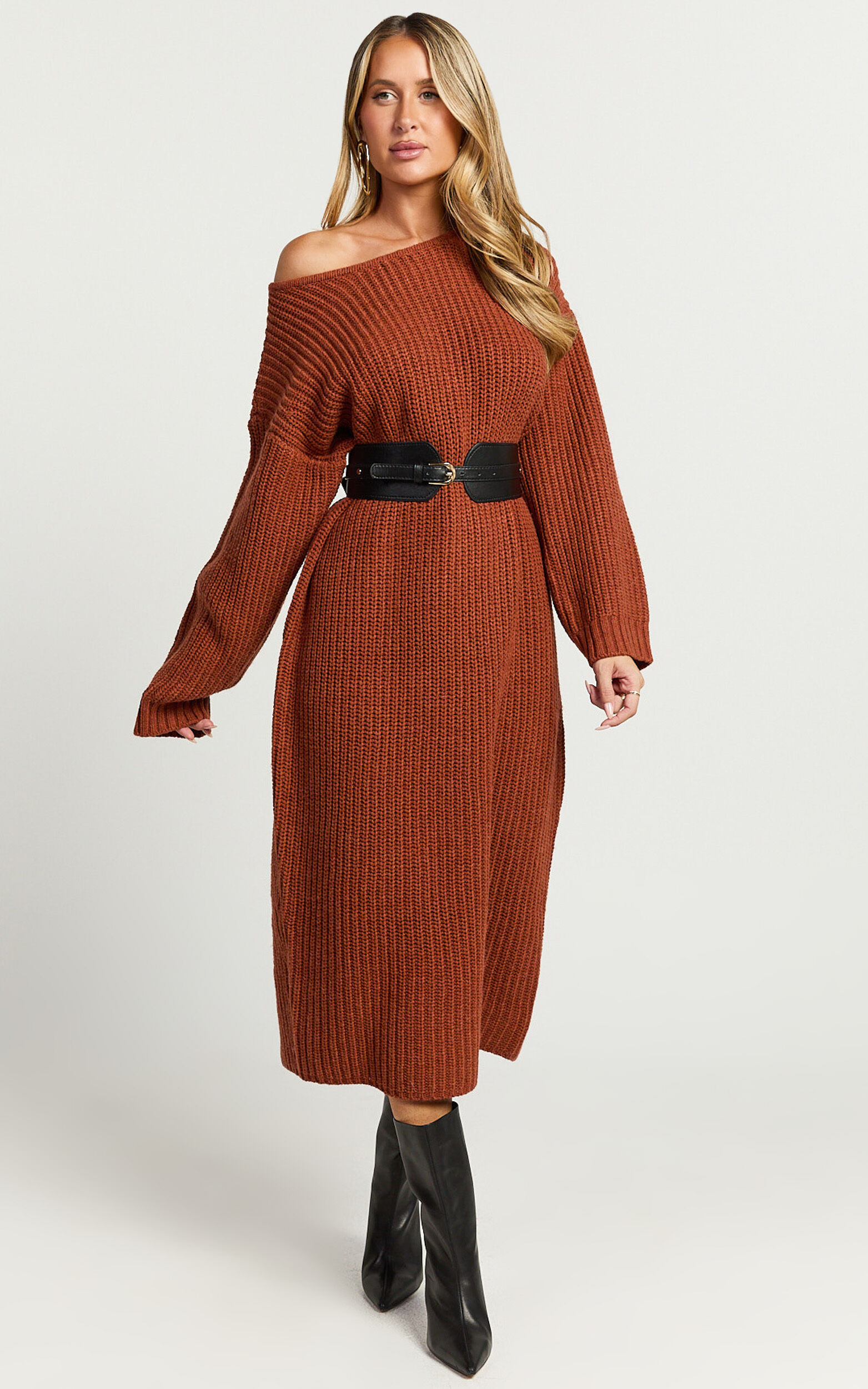 Amalie The Label - Beata Knitted Long Sleeve Midi Dress in Rust