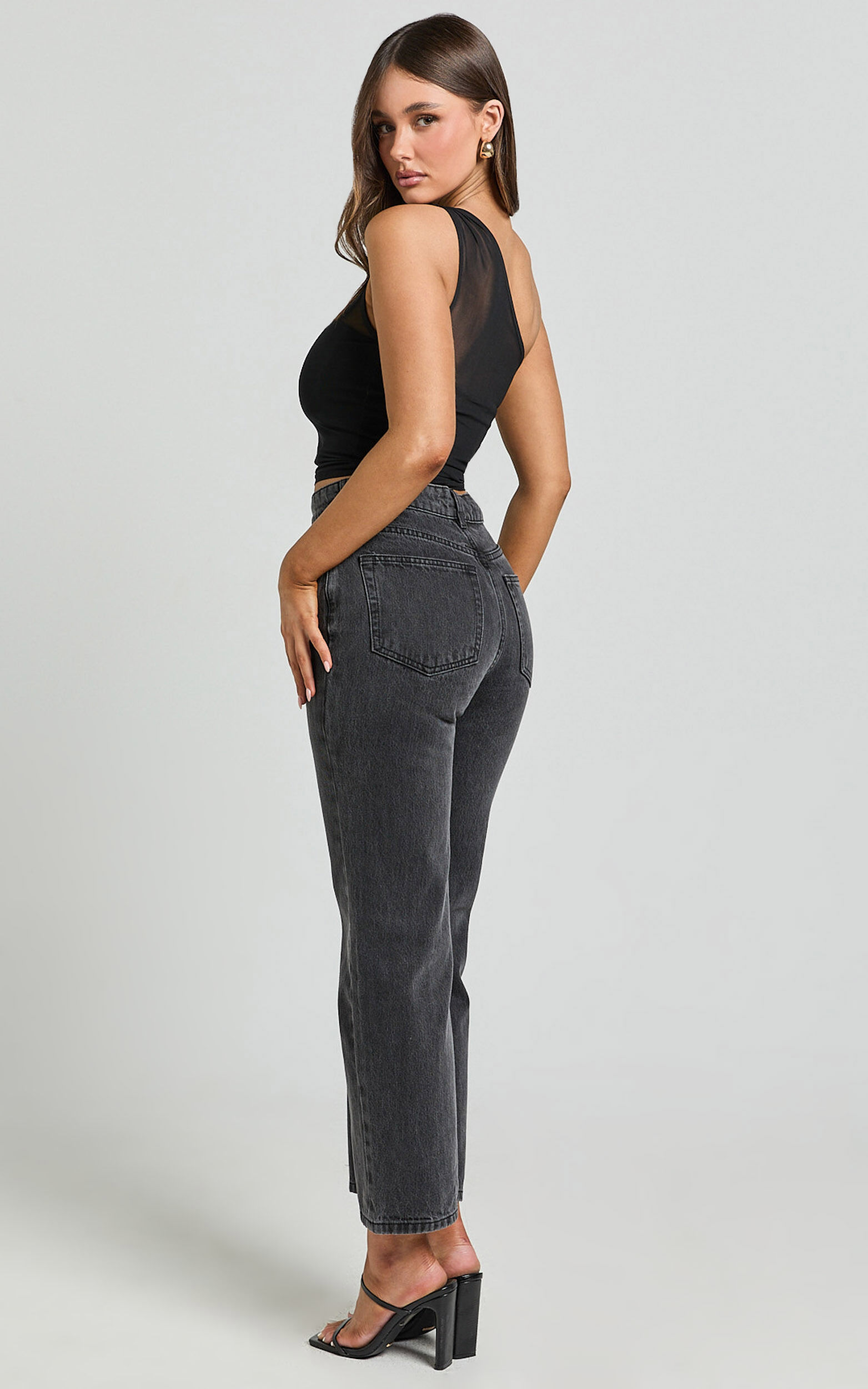 Wilkins Jeans - High Waisted Straight Leg Cropped Hem Jeans in Washed Black