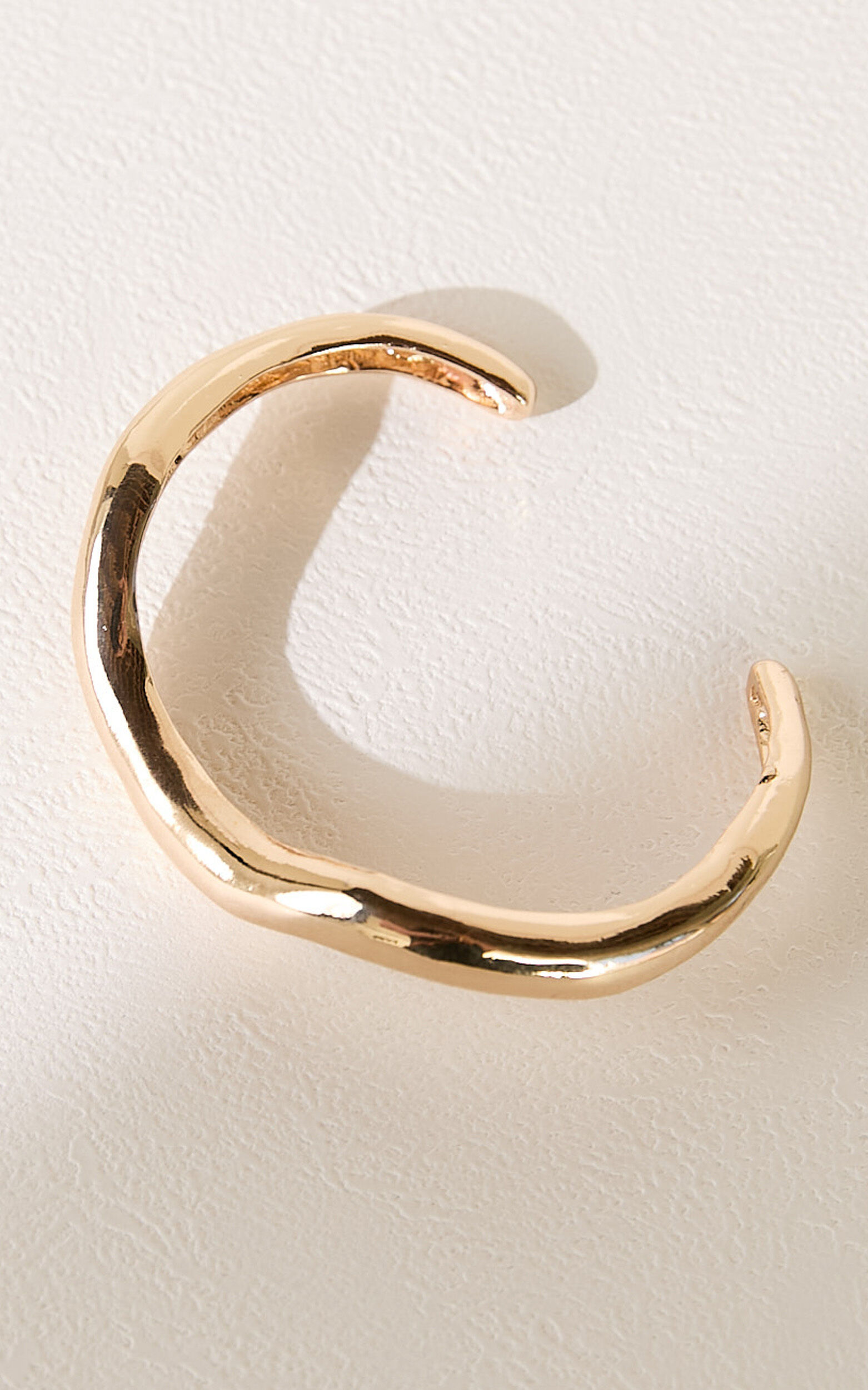 Wendy Bracelet - Chunky Wave Bangle Set Bracelet in Gold