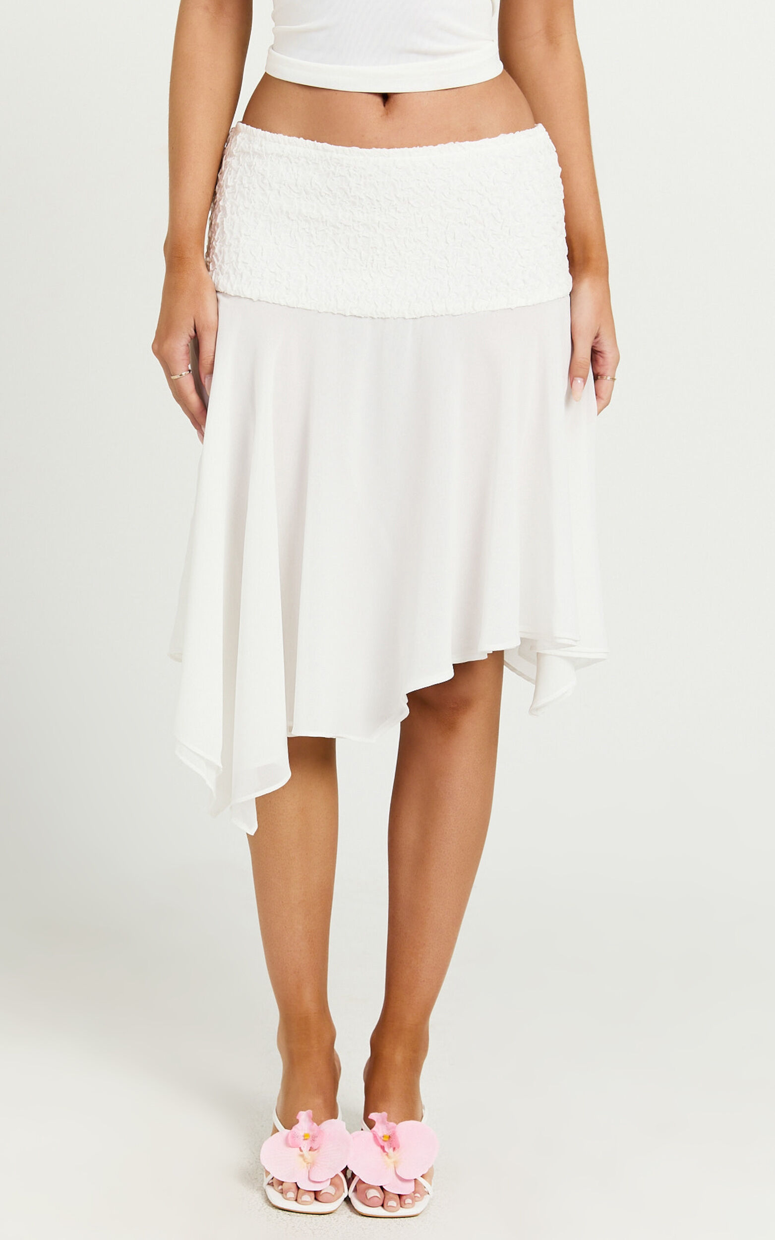 Lioness - Dancer Midi Skirt in Snow