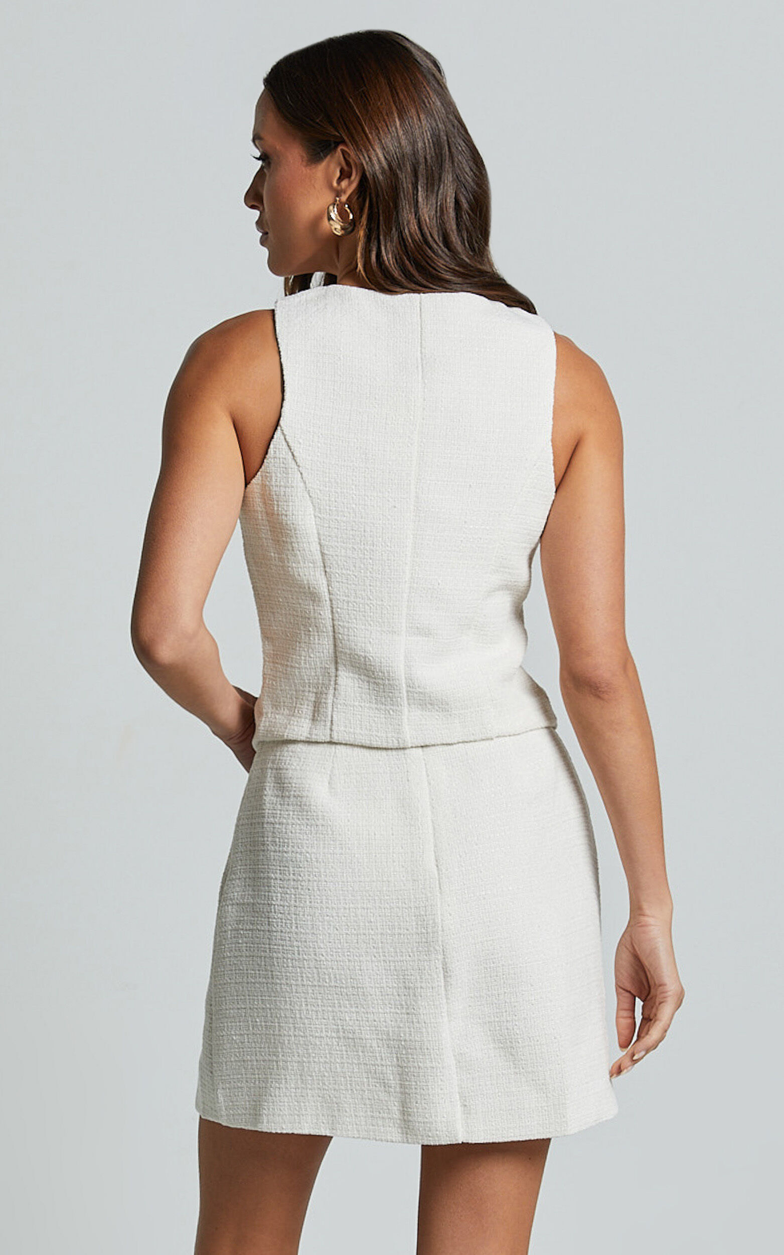 Iggy Mini Skirt - High Waist Split Boucle Skirt in Cream