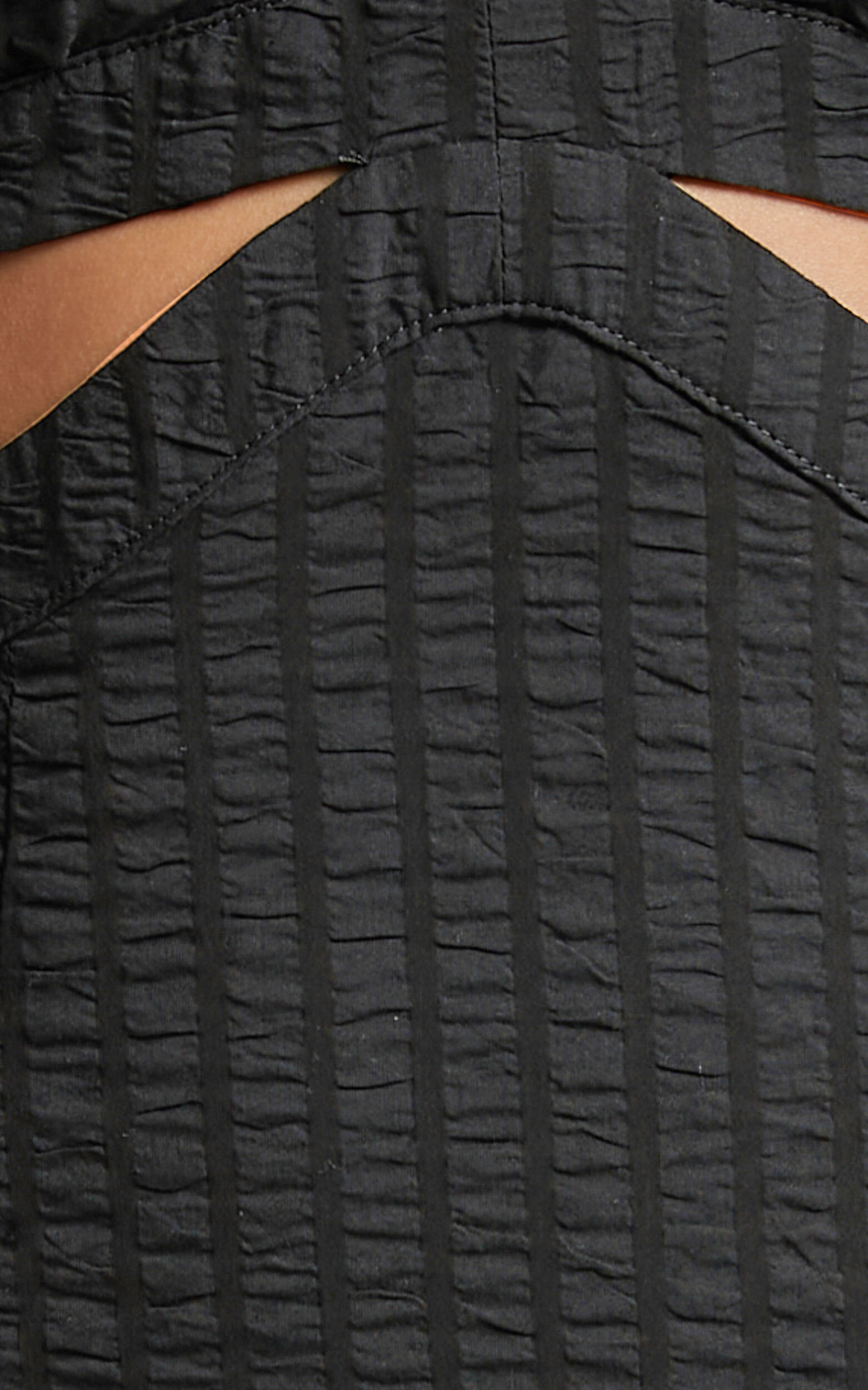 Miggy Midi Dress - Puff Sleeve Cut Out Split Dress in Black