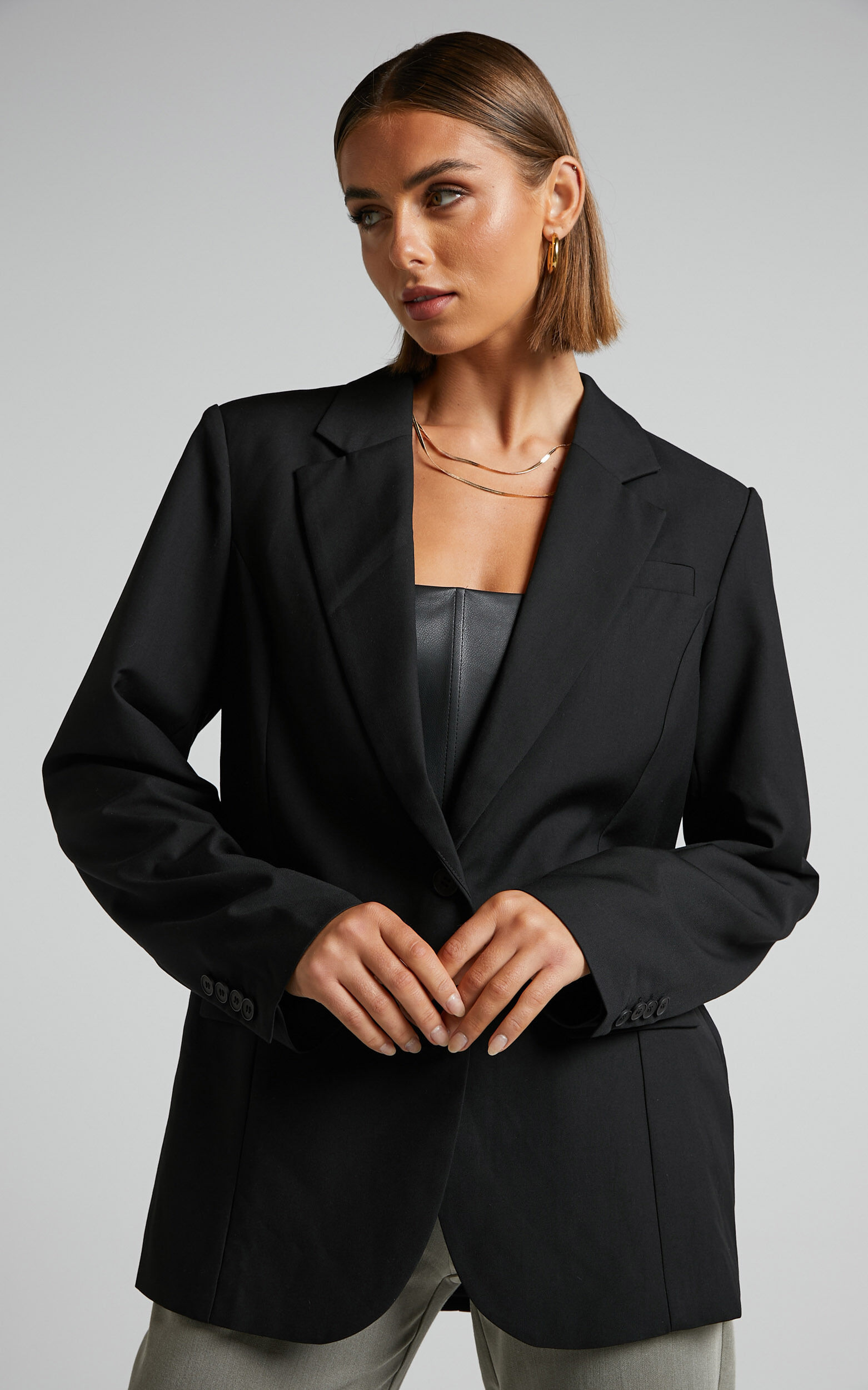 Izara Blazer - Oversized Boyfriend Fit Blazer in Black