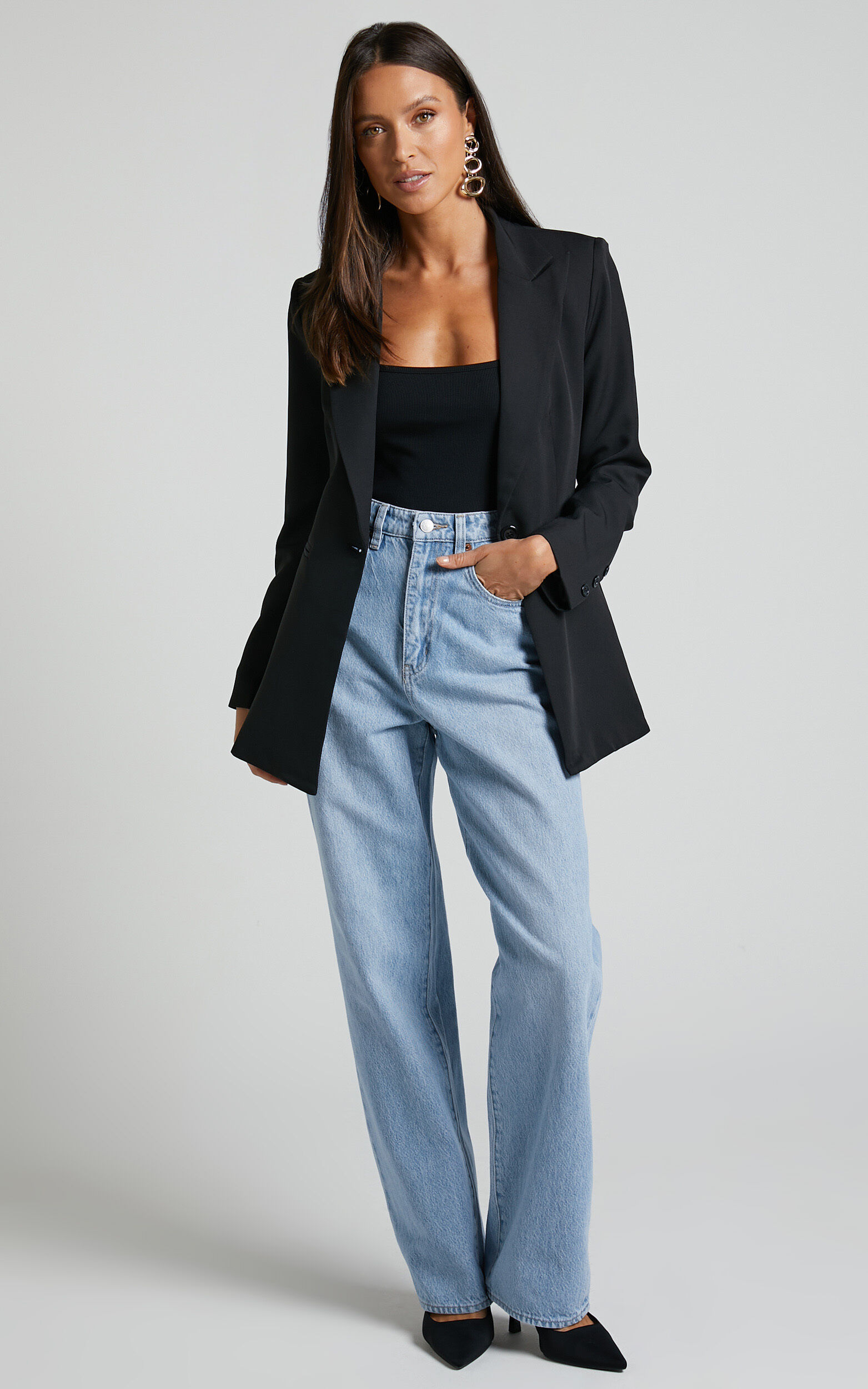 Hermie Blazer - Single Breasted Blazer in Black
