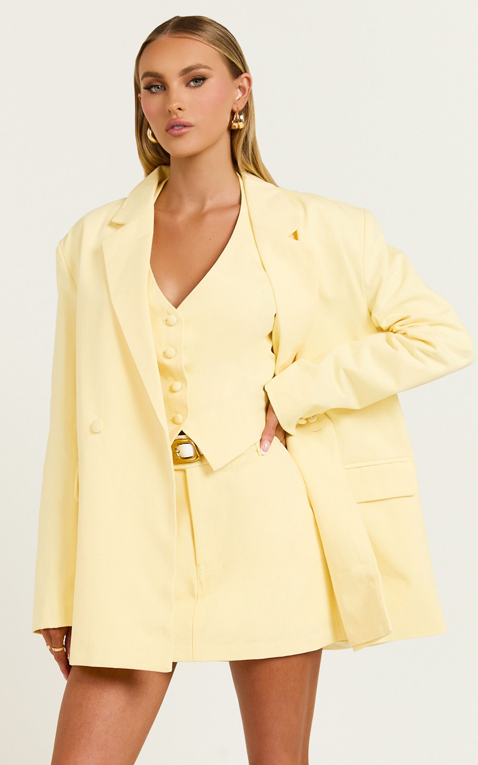 Virginia Skort - Mid Waisted Tailored Skort in Pastel Yellow