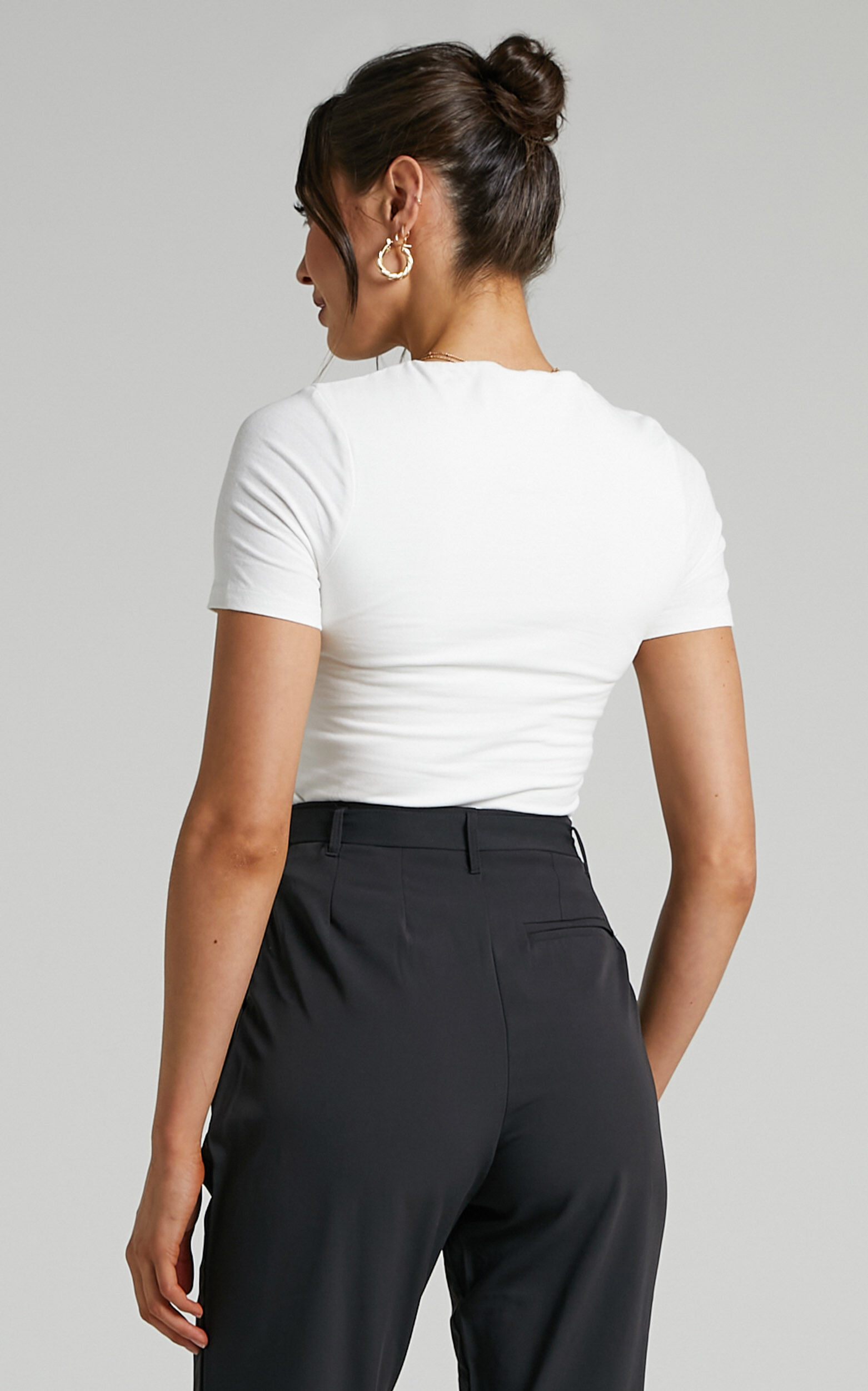 Alexie Tshirt - High Neckline Tshirt in White