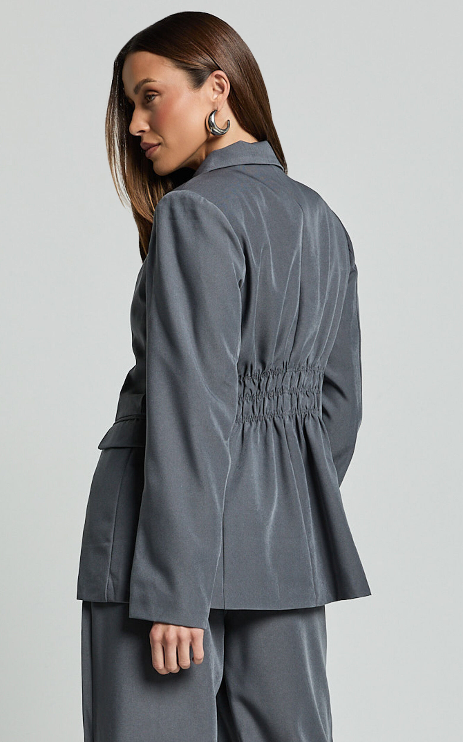 Daffy Blazer - Cinched Waist Blazer in Grey