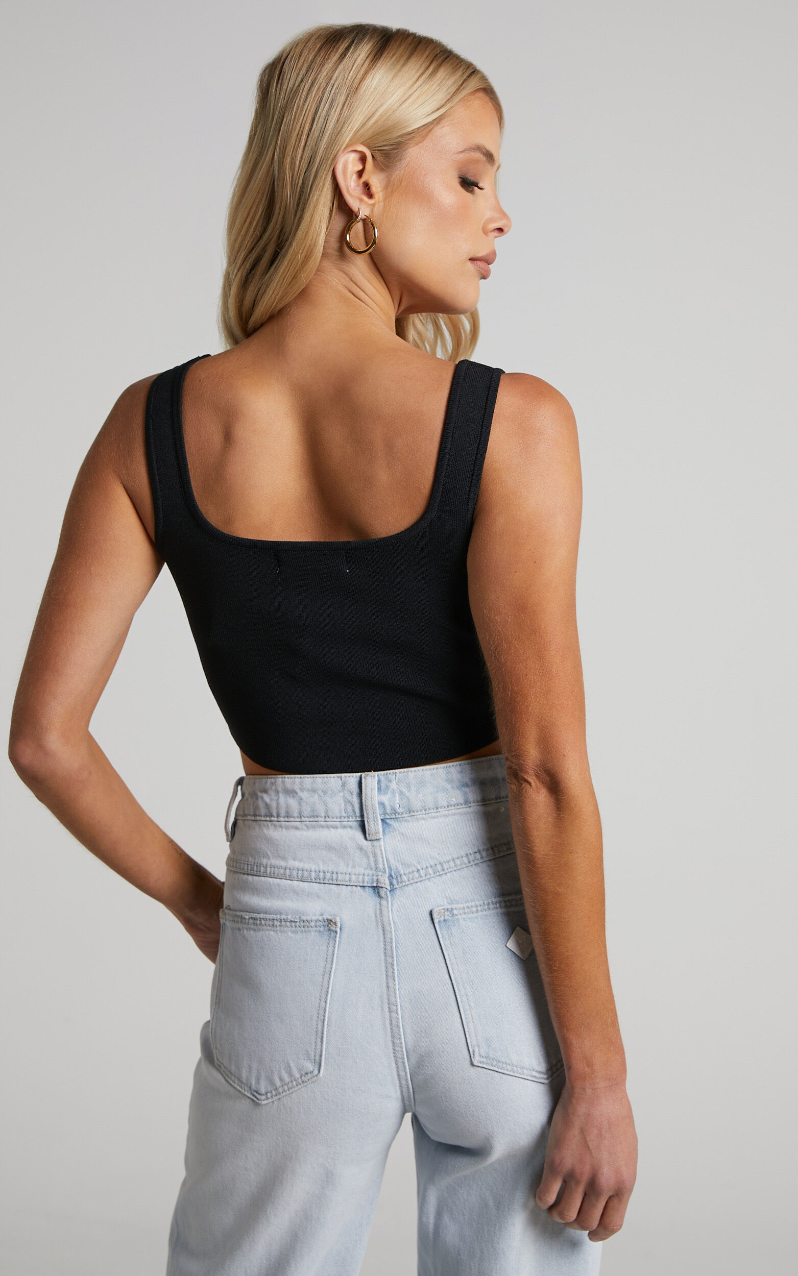 Emlei Top - Square Neck Cropped Knit Top in Black