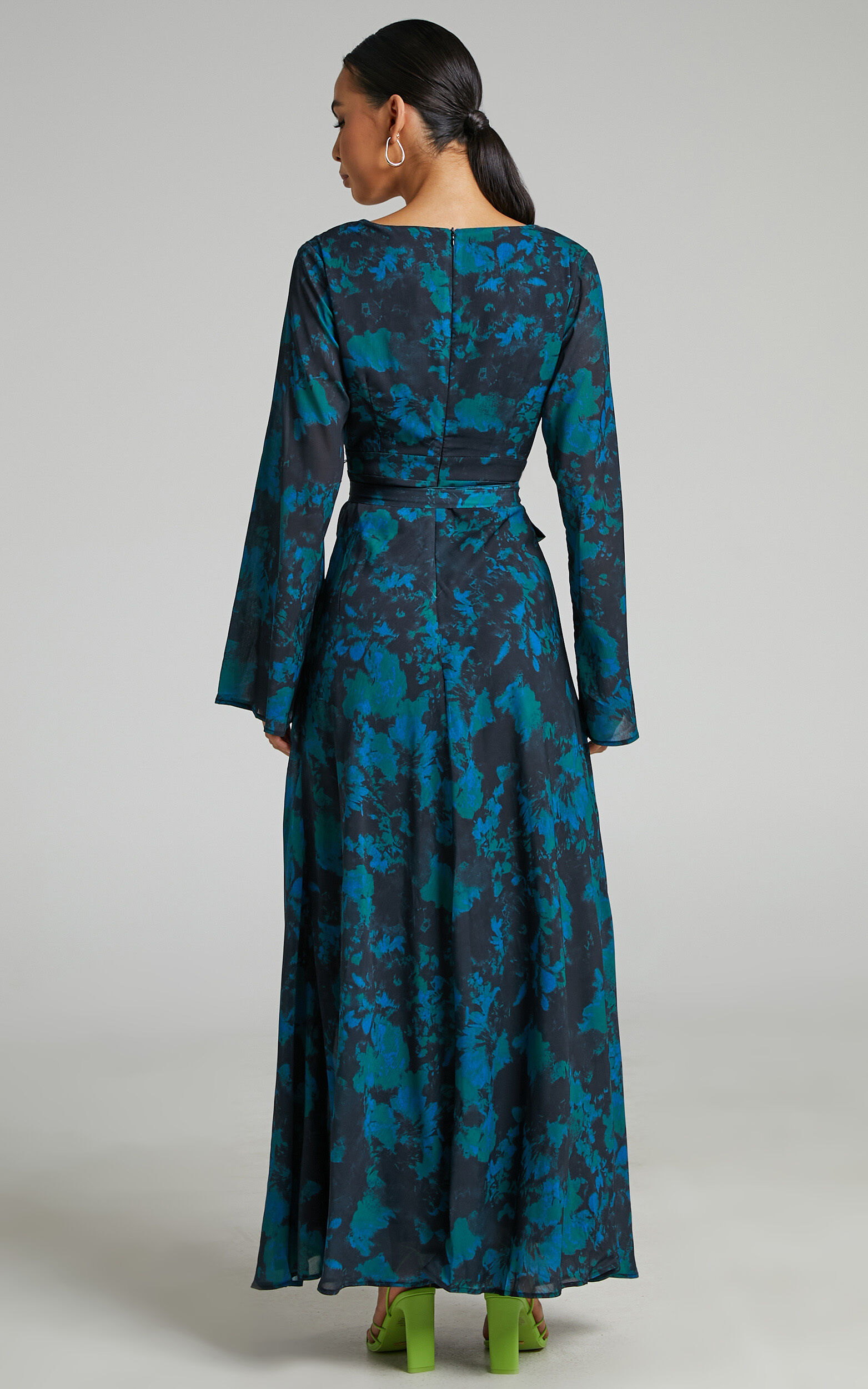 Mirski Midi Dress - Tie Waist Flared Sleeve Dress in Jewel Blur