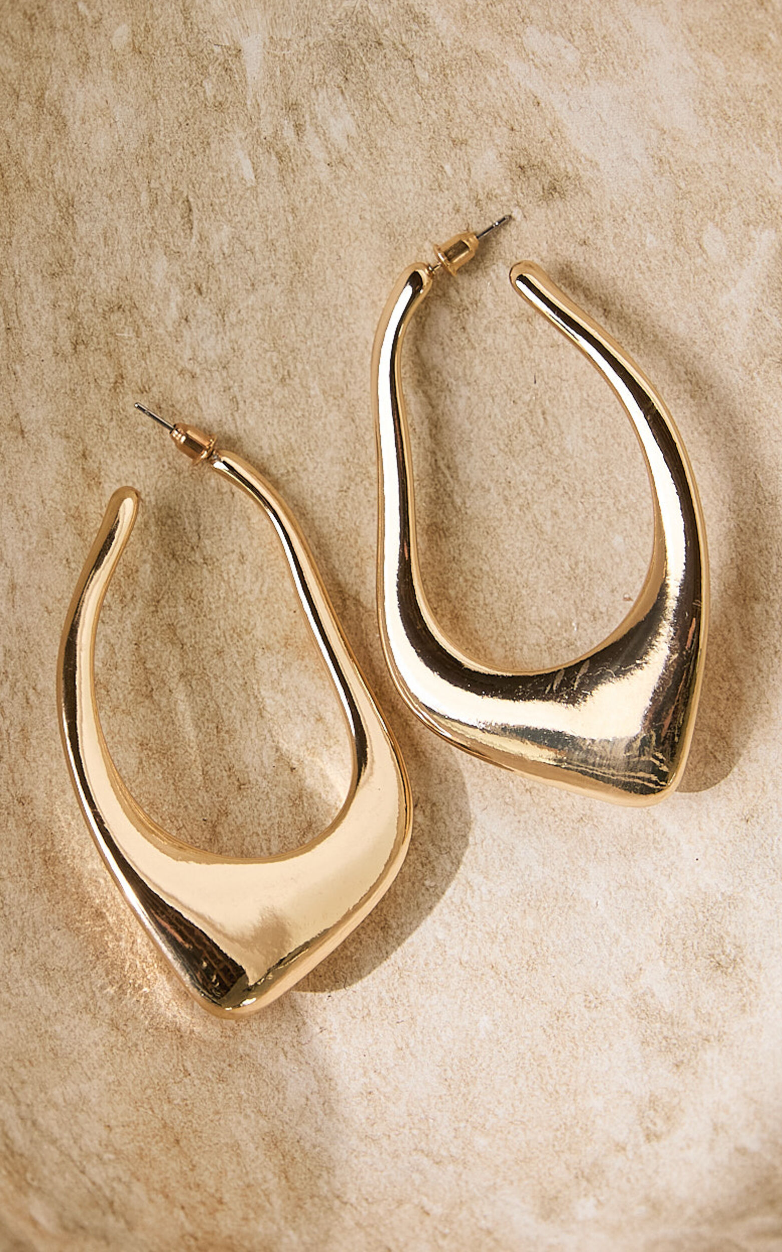 Diana Earrings in Gold