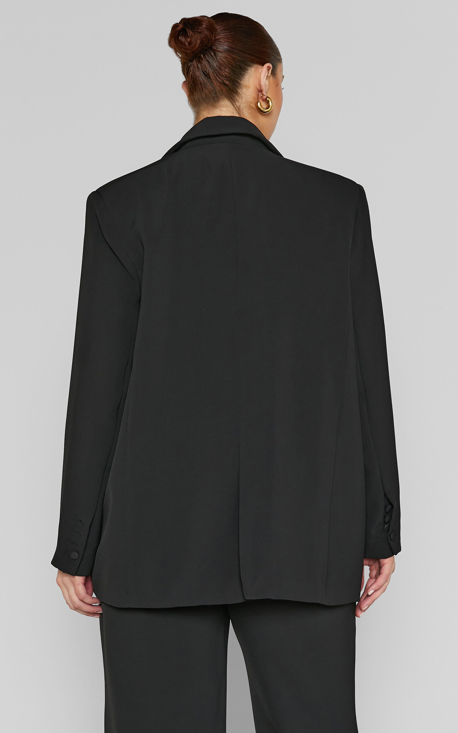 Michelle Blazer - Oversized Plunge Neck Button Up Blazer in Black