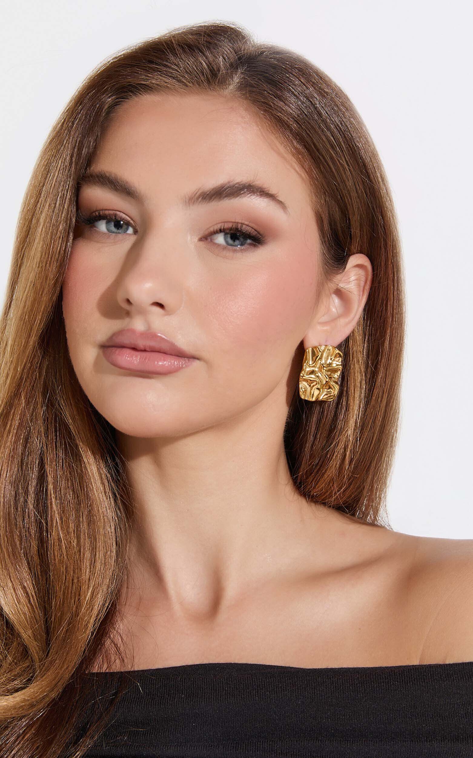 Shailene Earrings - Textured Rectangular Earrings in Gold