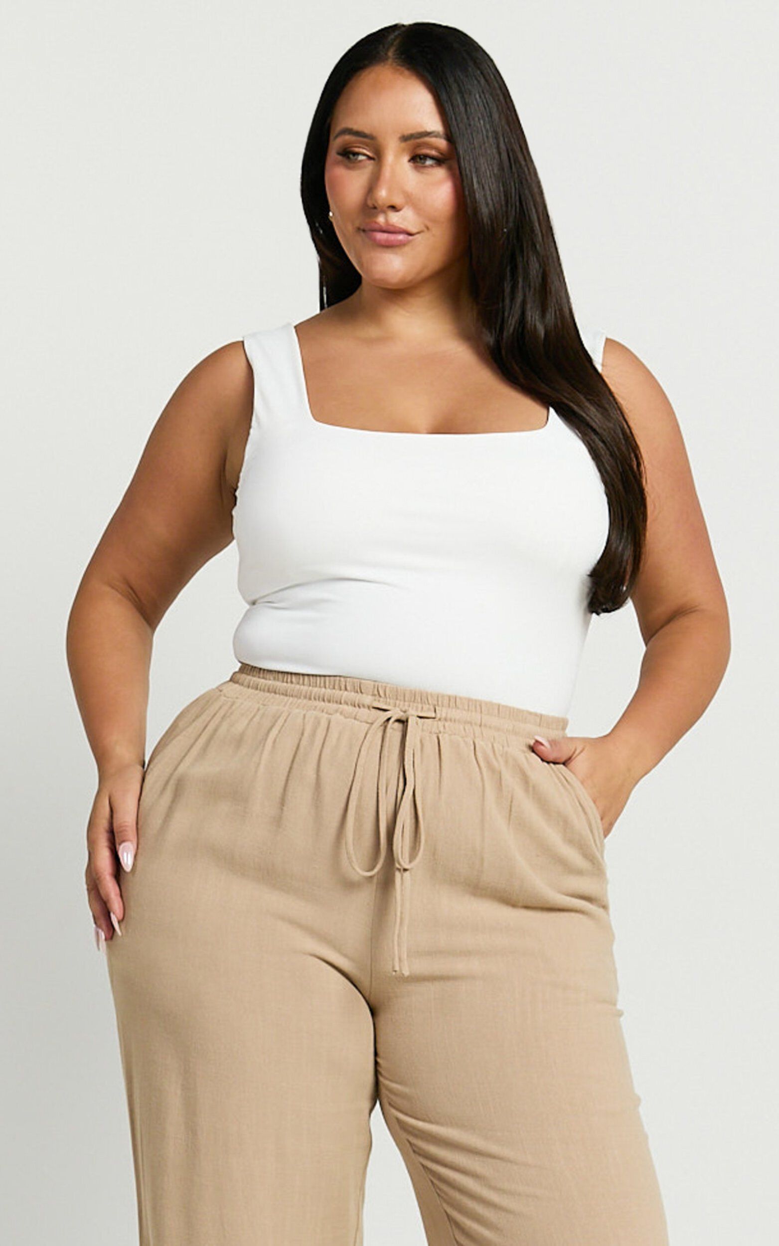 Cenia Top - Square Neck Sleeveless Tank in Cream