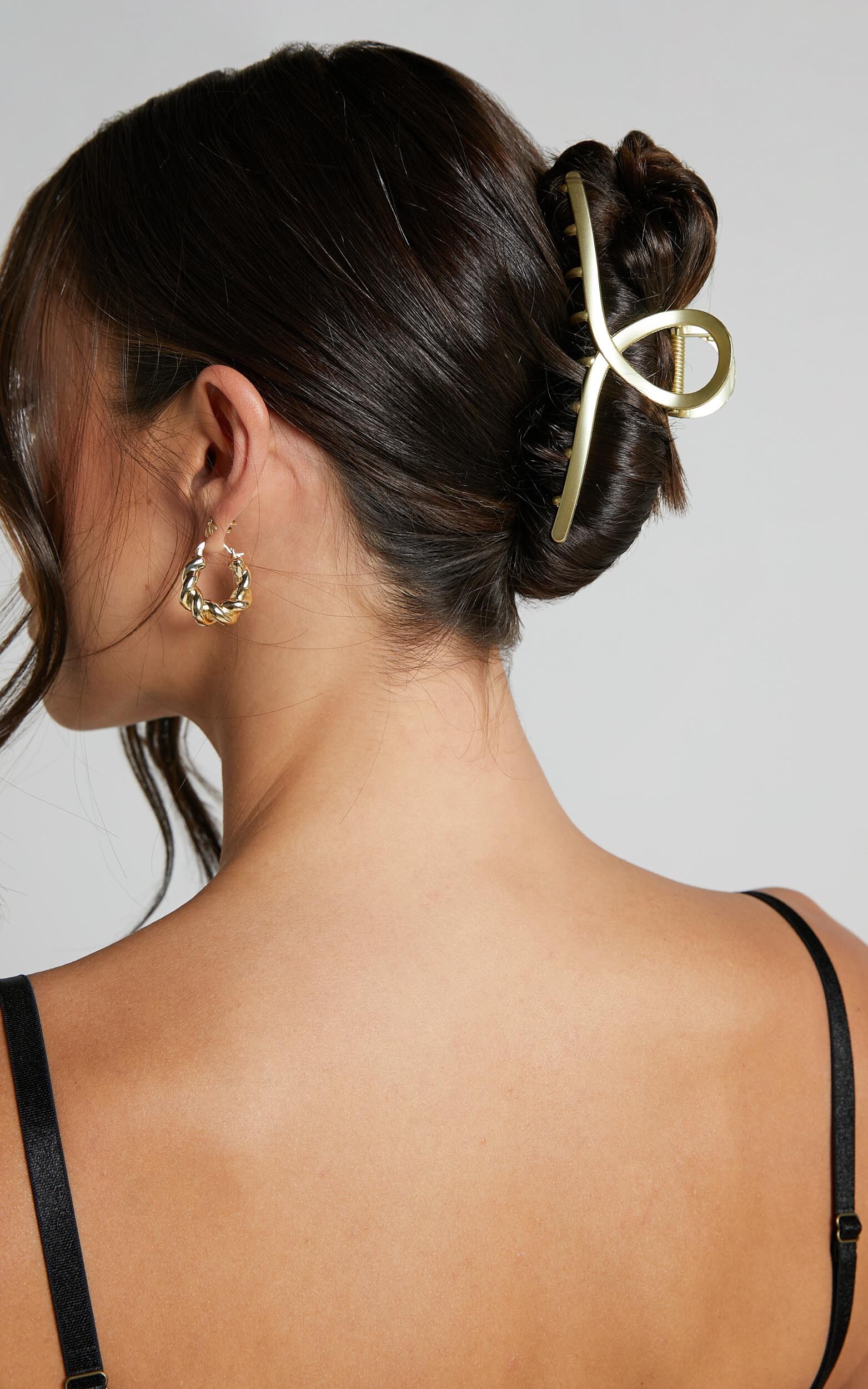 Mareah Twist Hair Clip in Gold