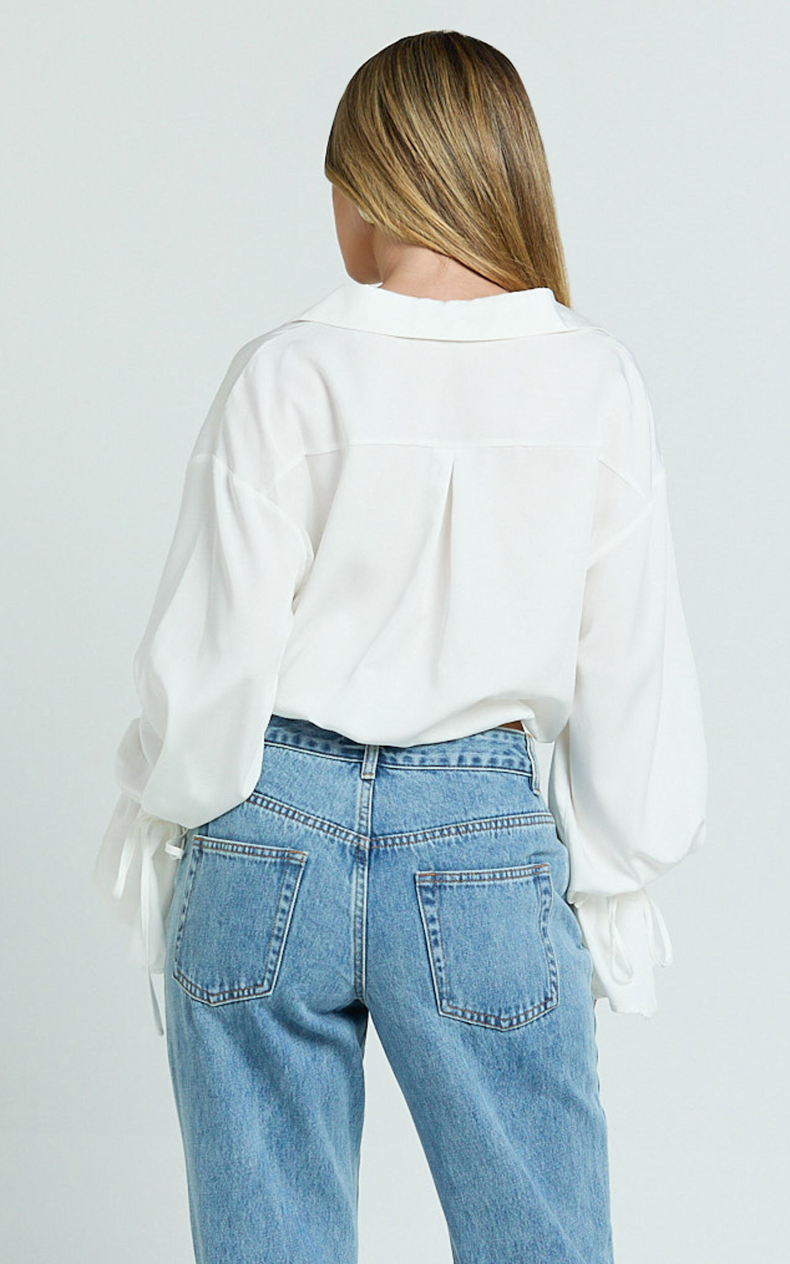 Wanda Shirt - Button Up Shirt in White