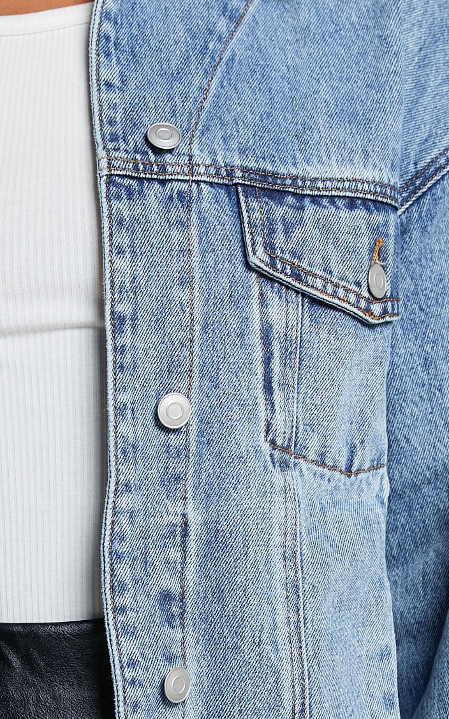 Lindsey Jacket - Long Sleeve Denim Jacket in Mid Blue Wash