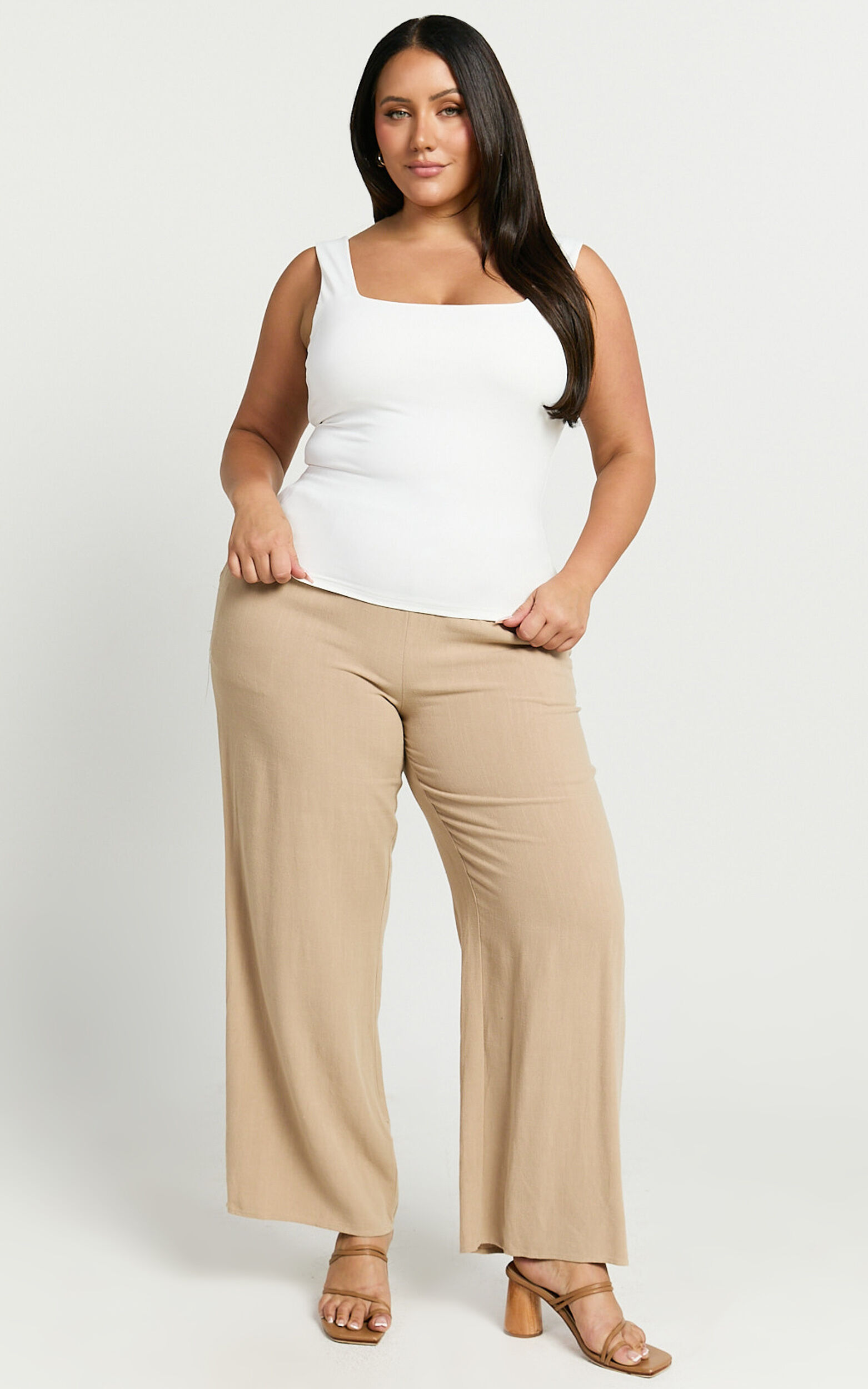 Cenia Top - Square Neck Sleeveless Tank in Cream