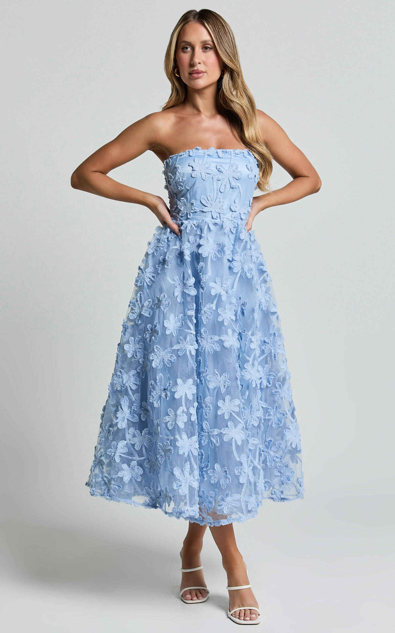 Rheiva Midi Dress - Strapless 3D Embroidery Midi Dress in SOFT BLUE