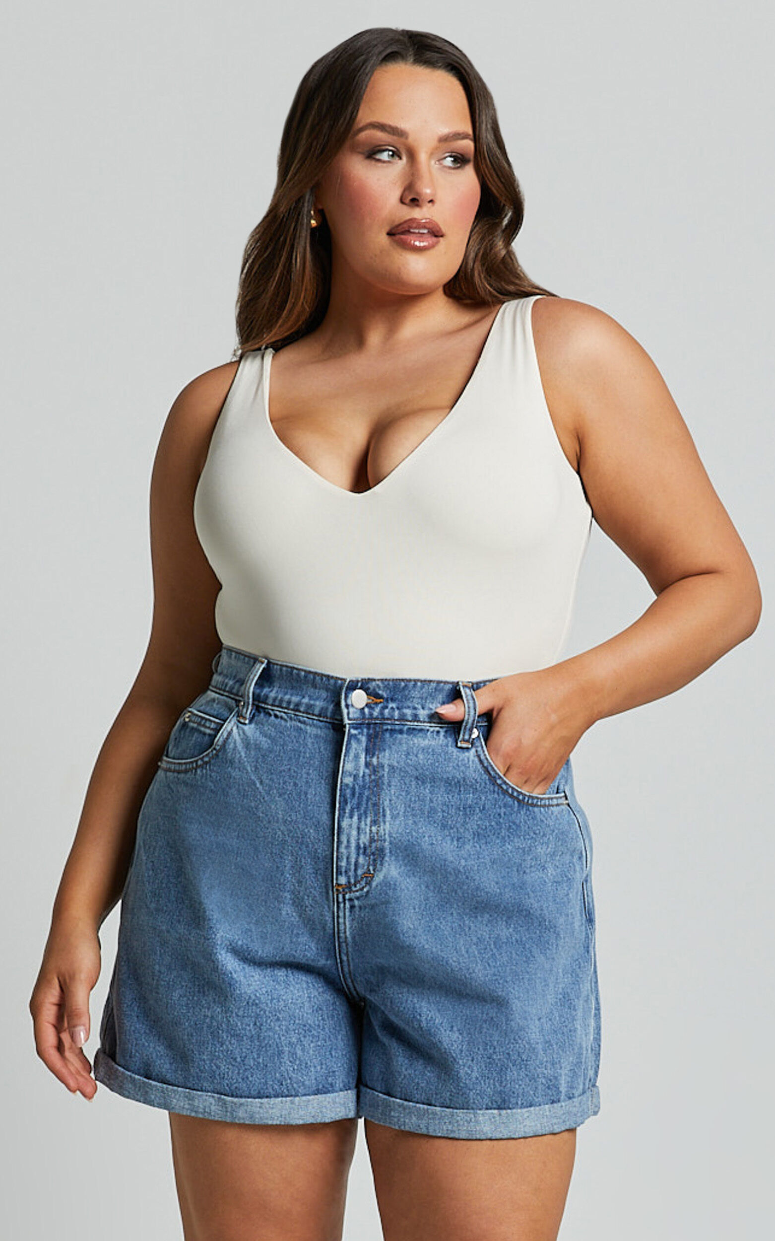 Cristiana Shorts - High Waisted Cuffed Denim in Blue