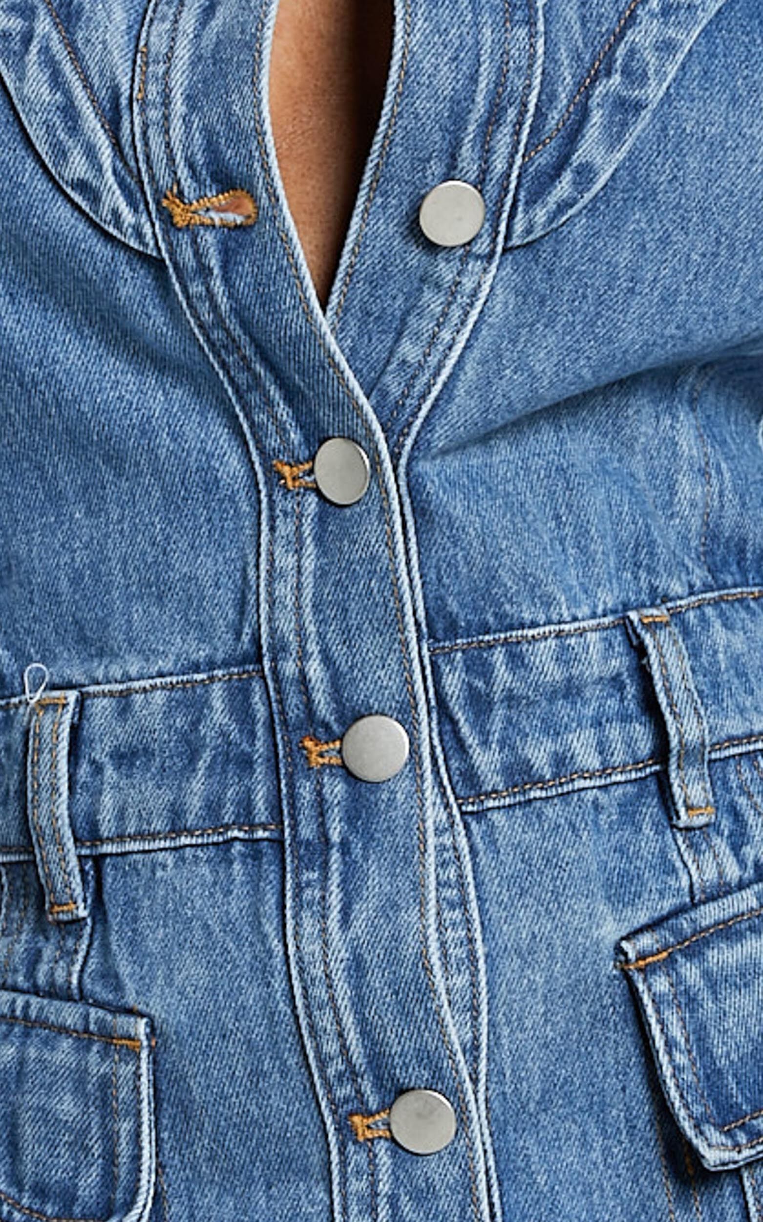 Jasse Mini Dress - Button Through Denim Dress in Mid Blue Wash