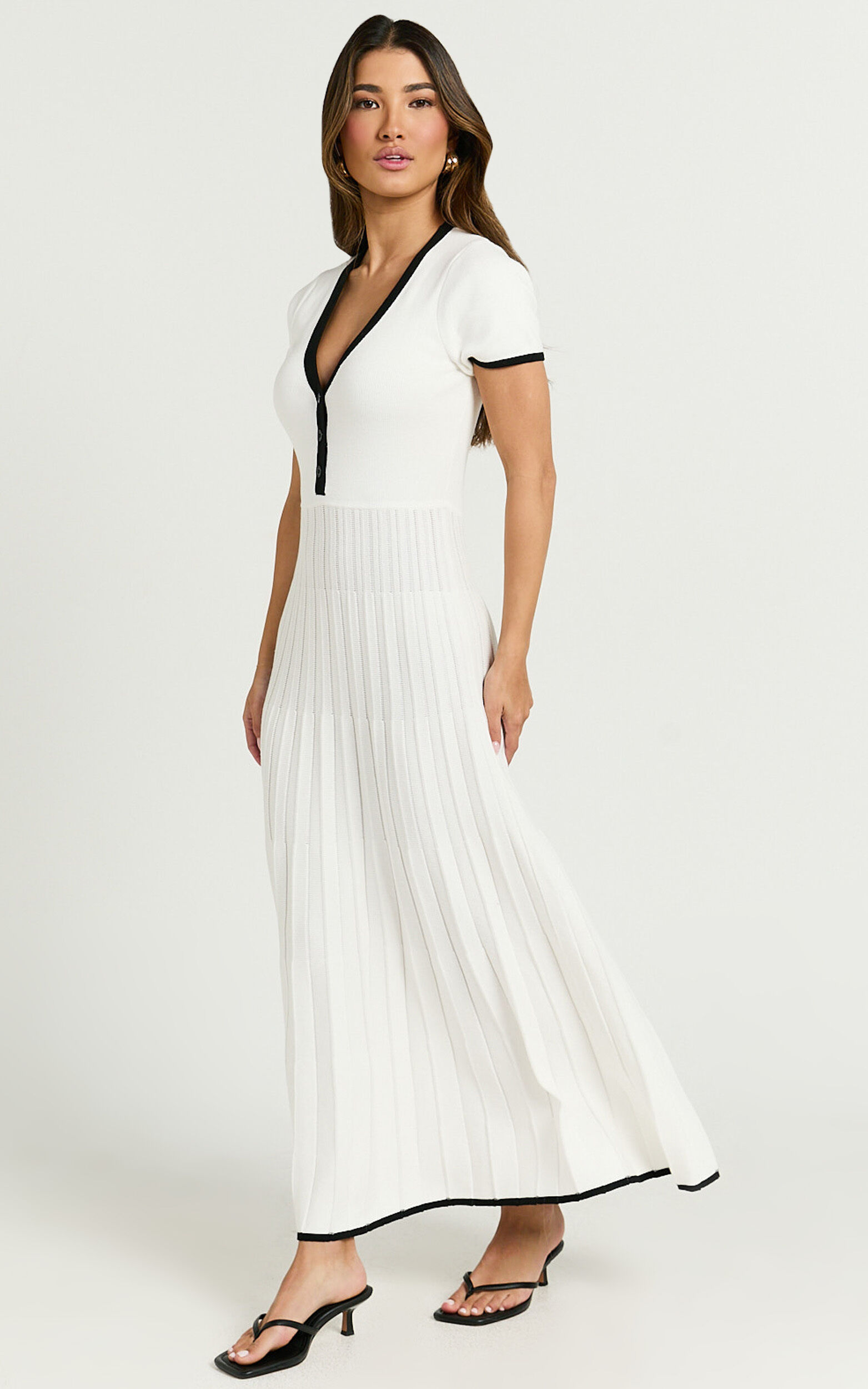 Vivienne Midi Dress - Short Sleeve Pleated Skirt Knitted Dress in Cream