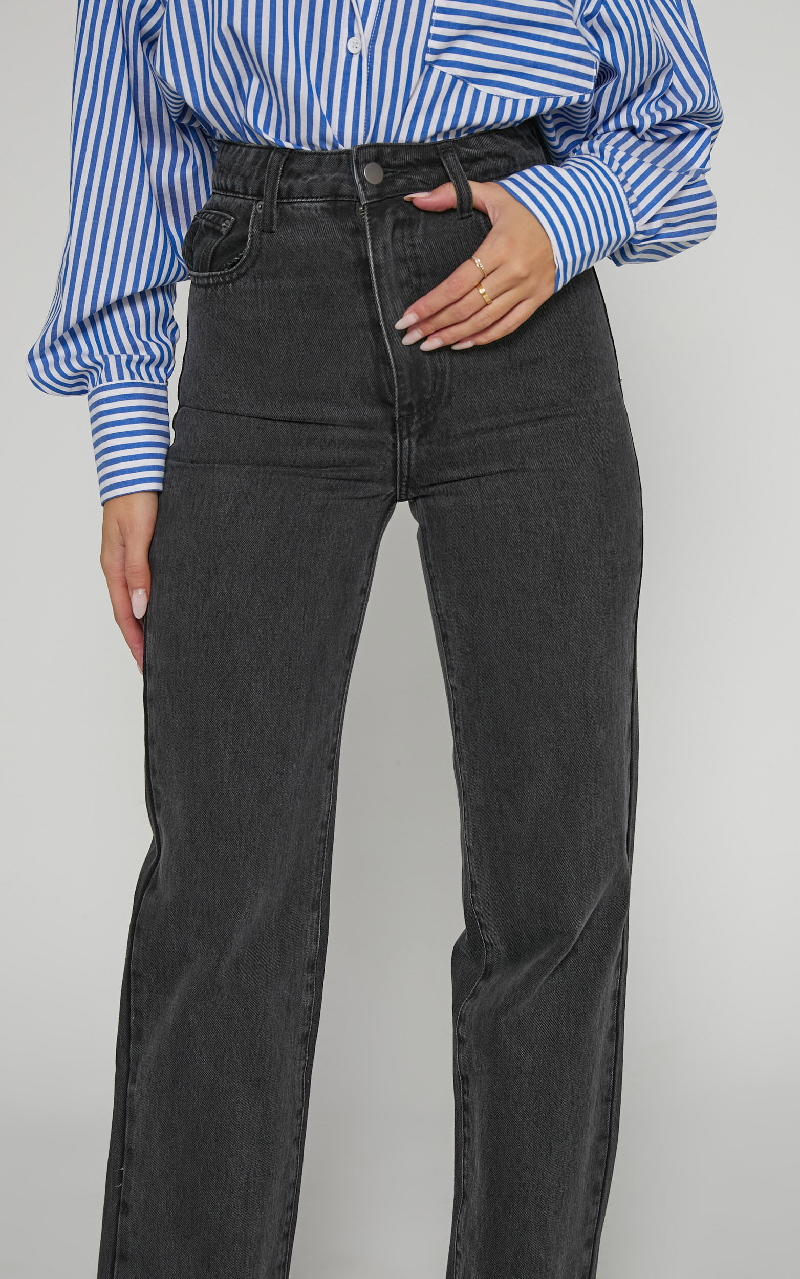 Dexter Jeans - High Waisted Straight Leg Denim Jeans in Washed Black