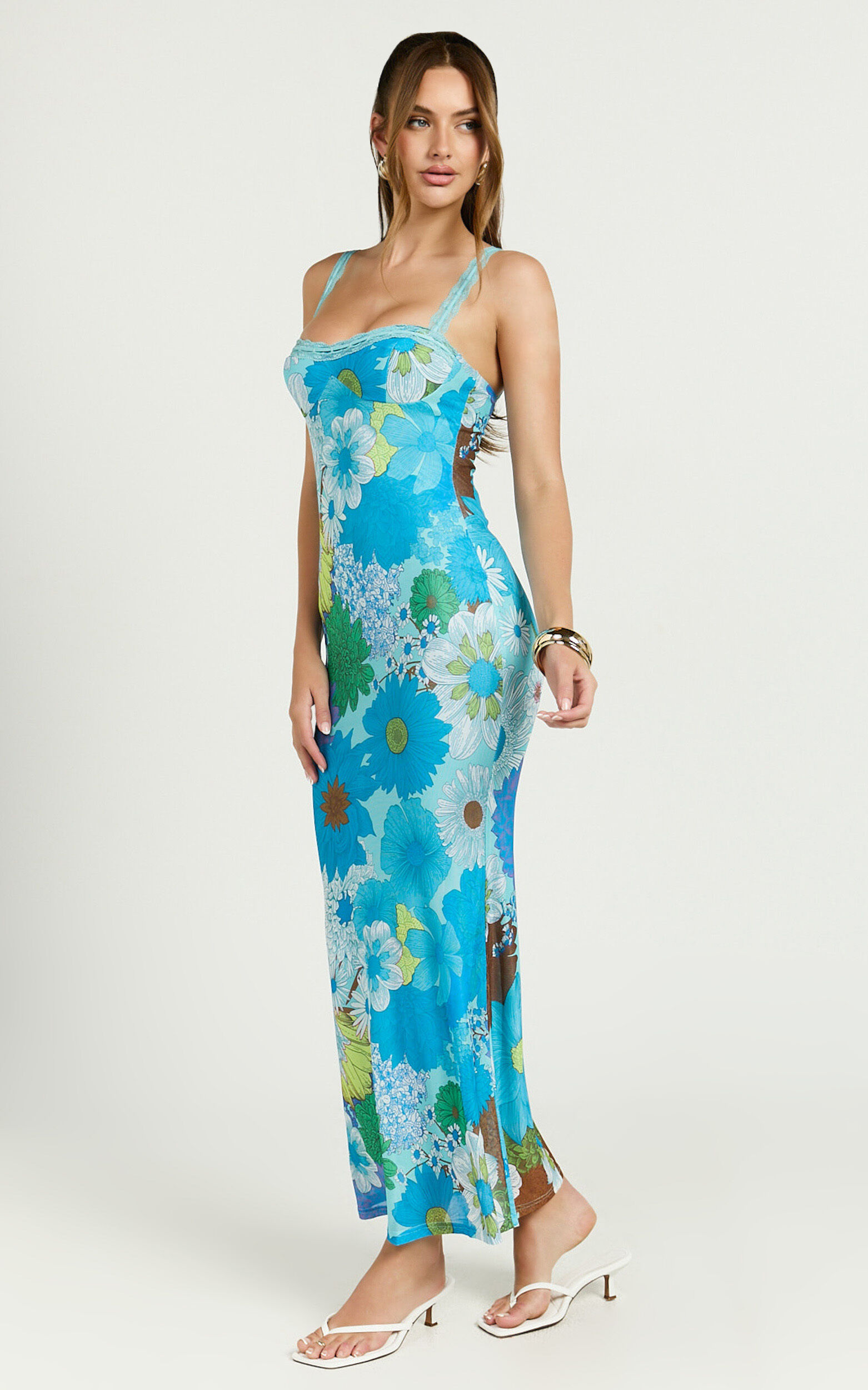 Shelia Midi Dress - Floral Printed Sweetheart Midi Dress in Blue Floral