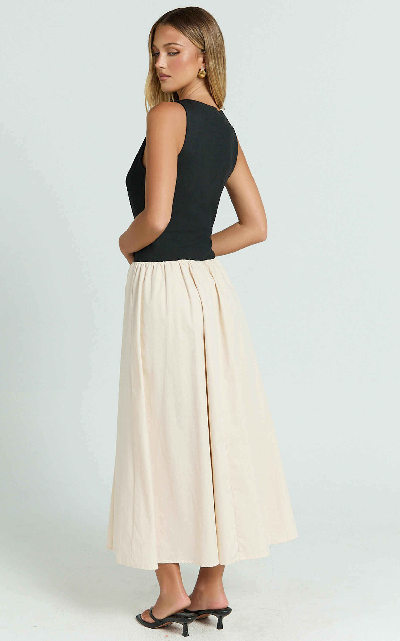 Hermi Midi Dress - Ribbed Bodice V Neck Dress in Cream