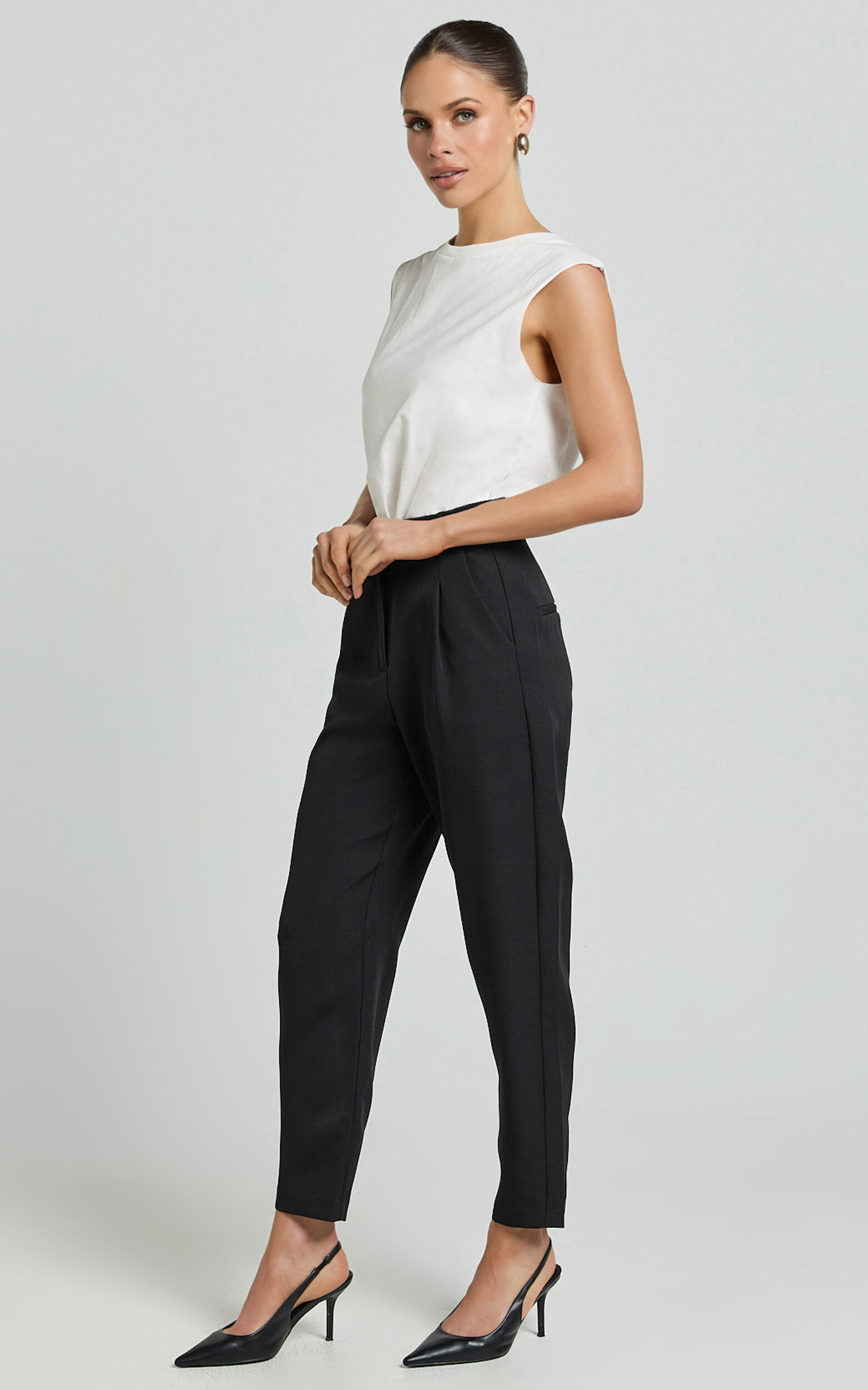 Suri Cropped Pant - High Waisted Tapered Tailored Pant With Pocket Detail in Black