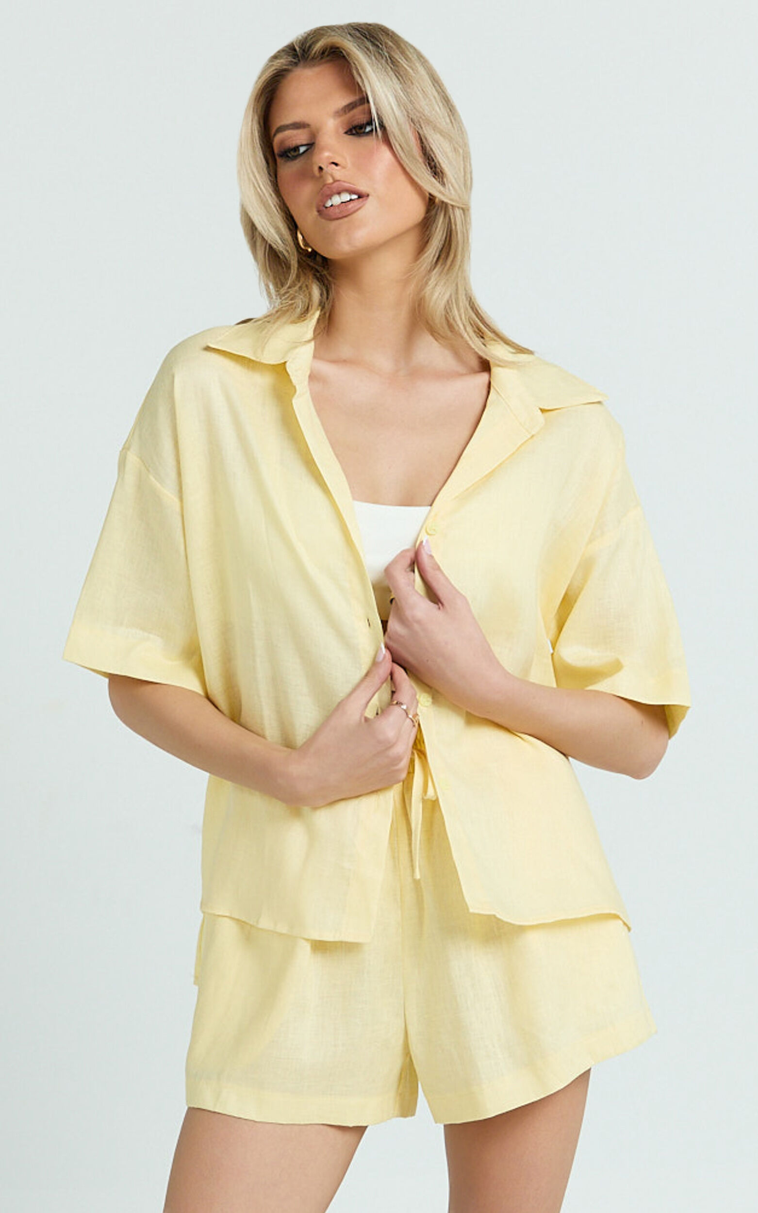 Ramona Top - Linen Short Sleeve Shirt in Lemon