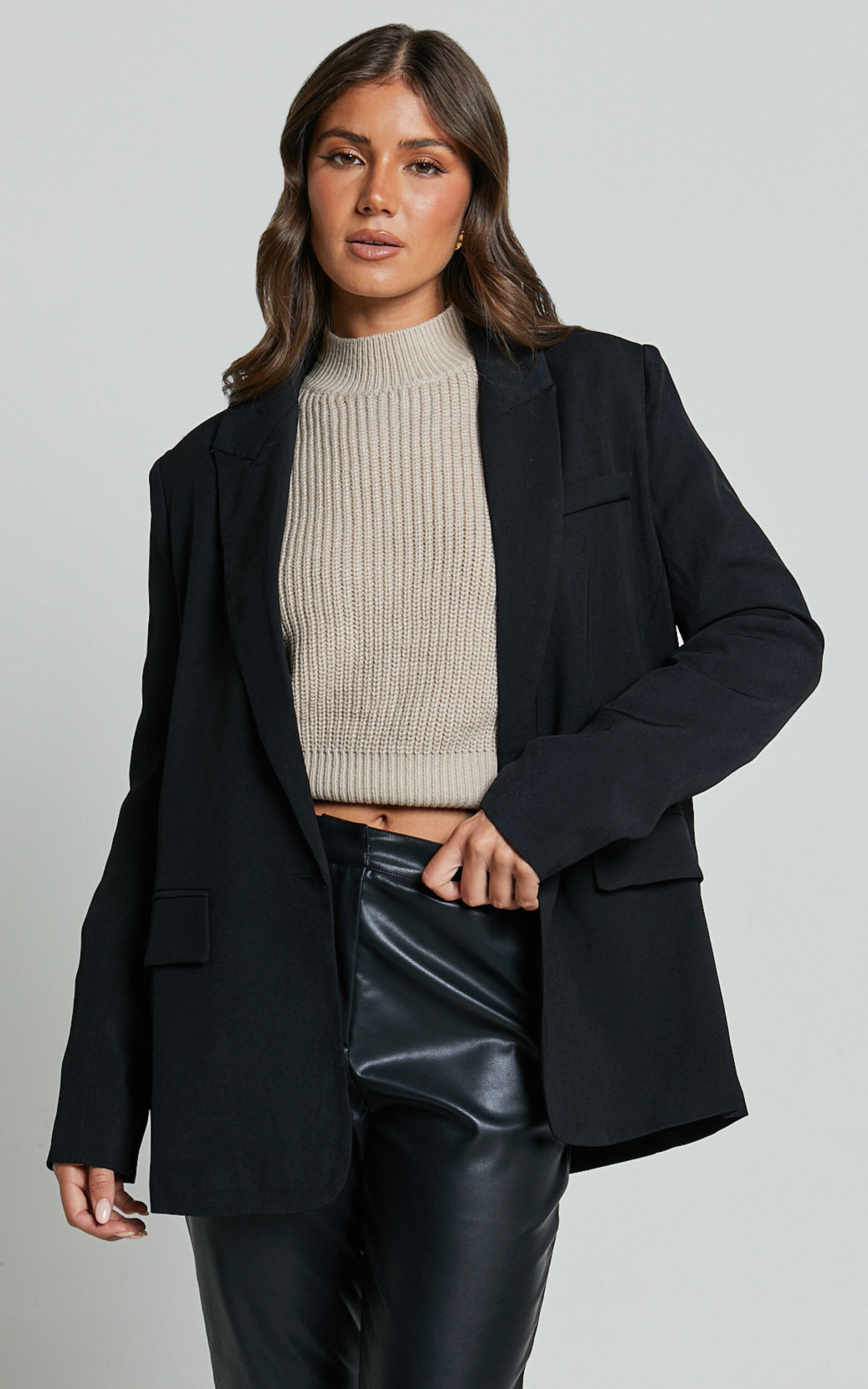 Caralina Blazer - Oversized Single Breasted Blazer in Black