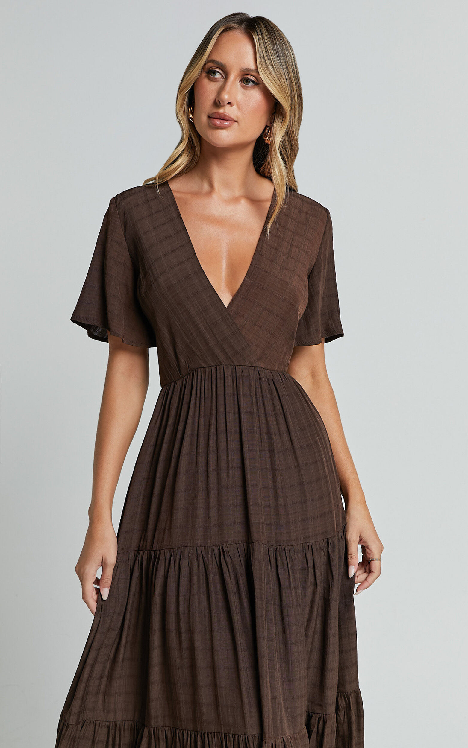 Cryzel Midi Dress - Flutter Sleeve Tiered Dress in Chocolate