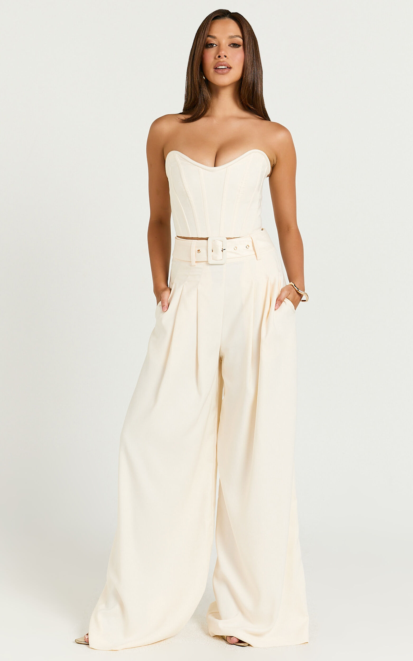 Amalie The Label - Raquelle Pleated Wid Leg Belted Pant in Ivory