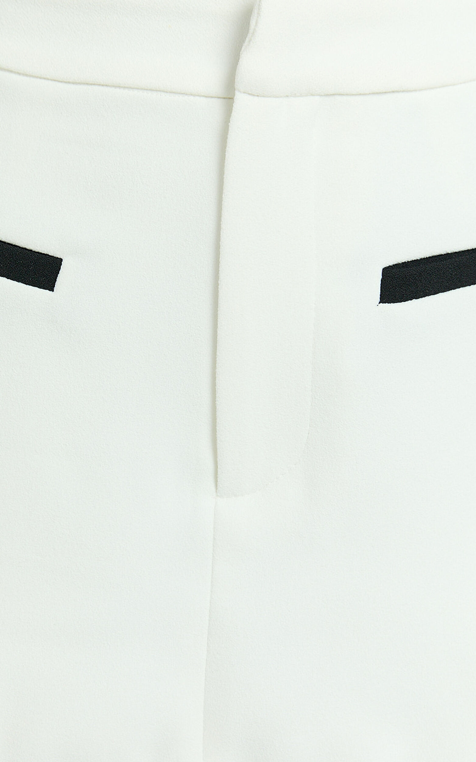 Berkley Skort - Contrast Trim Front Pocket Skort in White